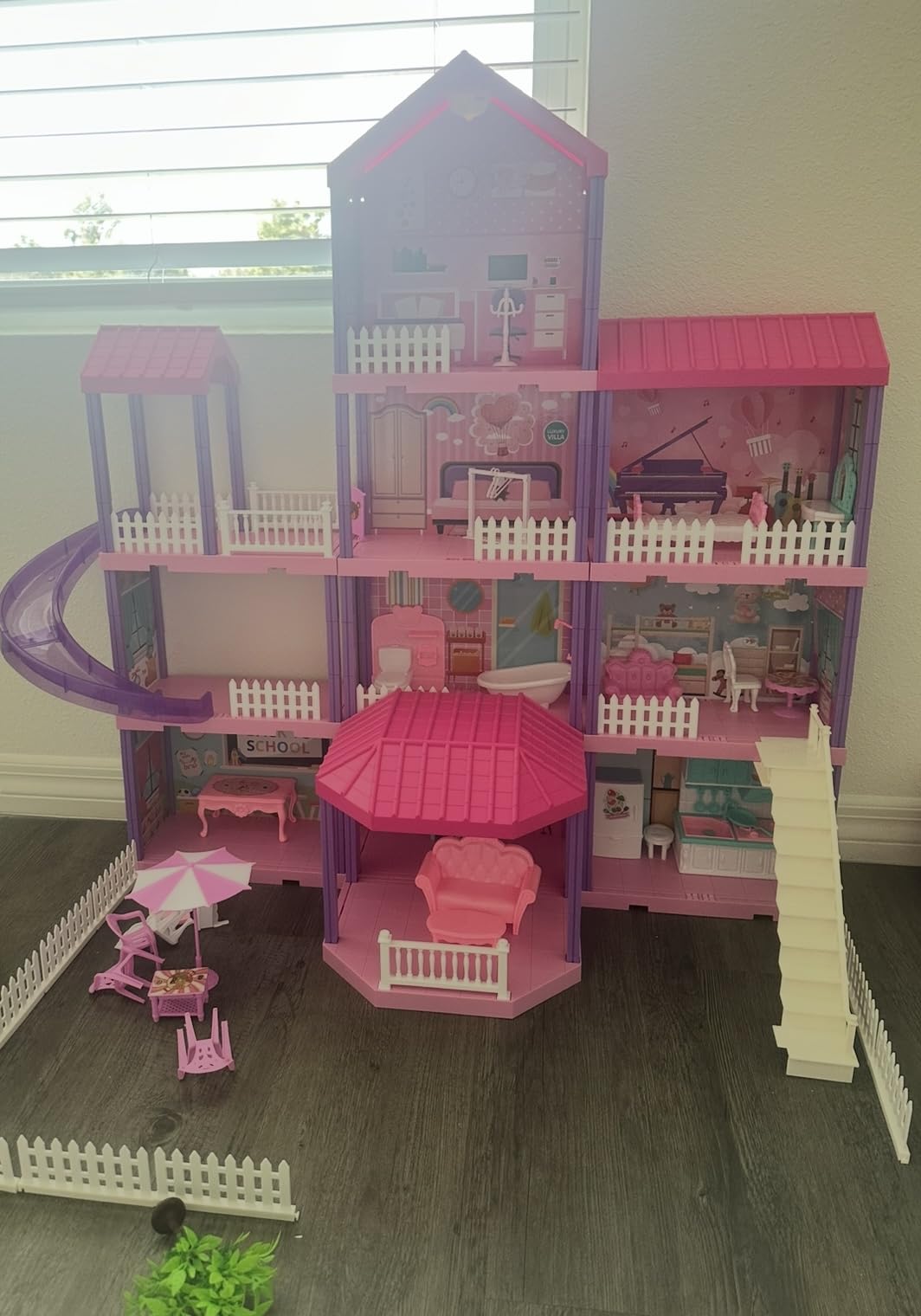 beefunni Doll House, Dollhouse for Girls, Doll Houses with 4 Stories-11 Rooms, 2 Dolls, Furniture Accessories and Lights, Princess Dollhouse Christmas Toy Gifts for 3-8 Year Old Girls customer photo 1
