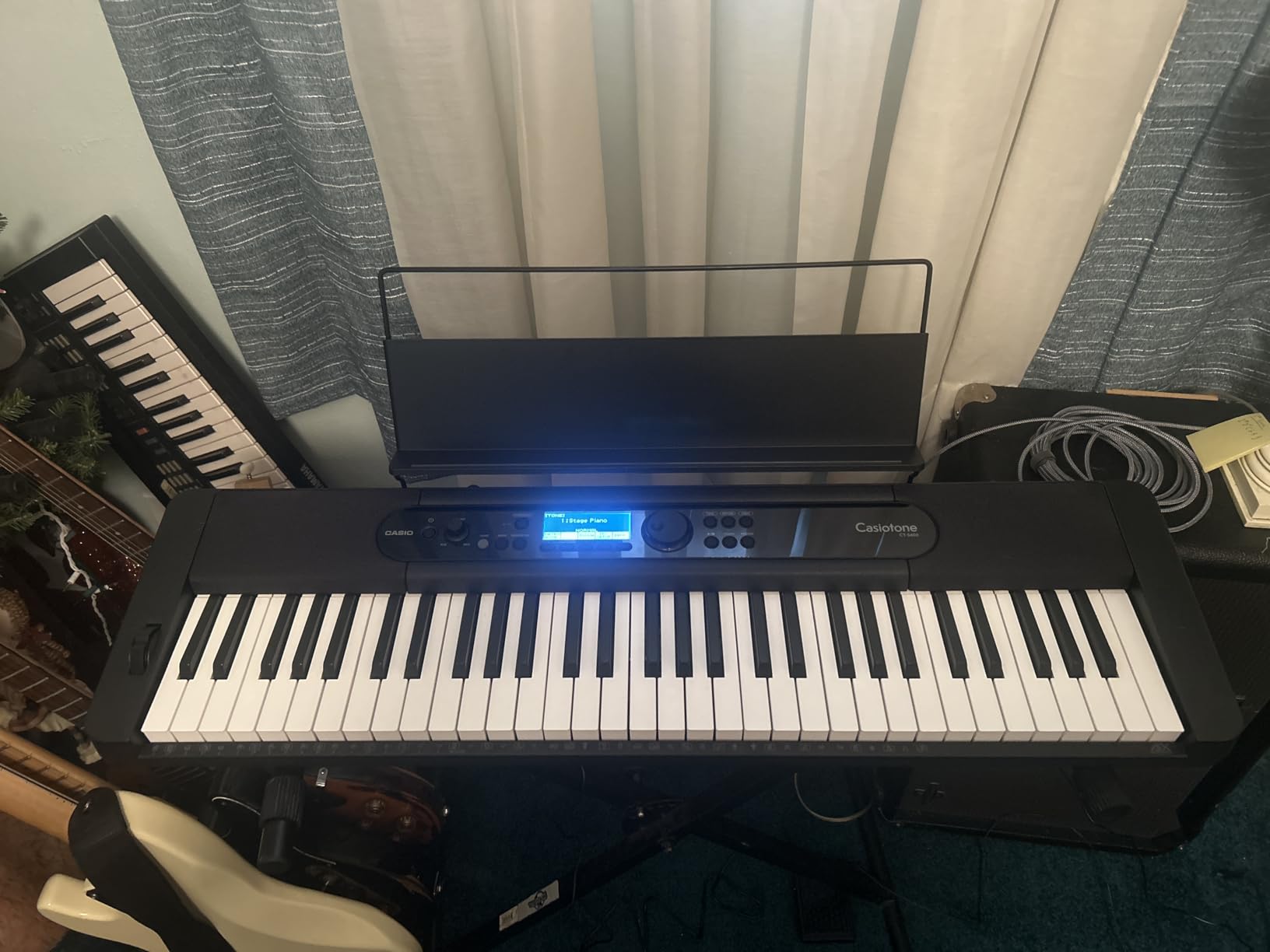 Casio Casiotone CT-S400 - 61-Key Touch-Responsive Portable Keyboard | AiX Sound, 600 Tones, 200 Rhythms, Pitch Bend, USB-MIDI, Surround Speakers, Chordana App Compatible | Lightweight & Travel-Ready customer photo 2