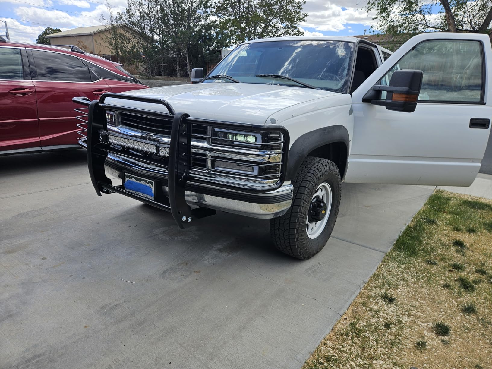 KUAFU Front Grille Brush Guard Compatible with 1988-2000 Chevy/GMC C/K Series 1500 2500 3500, 1992-1994 Blazer, Jimmy, 1995-1999 Tahoe, Yukon Bull Bar Bumper GrillGuard Protector Brush Push Bar customer photo 2