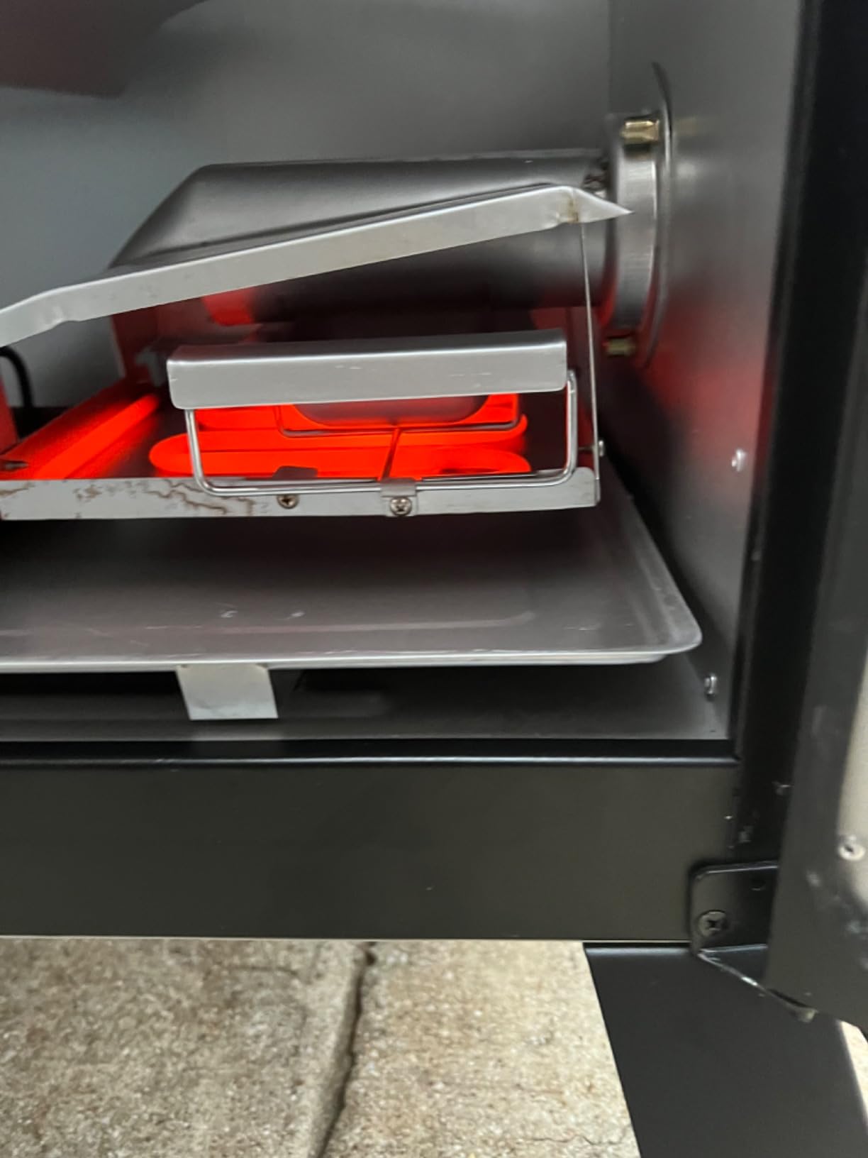 40-inch Digital Electric Vertical BBQ Smoker with Leg Kit, Side Wood Chip Loader and 970 Cooking Square Inches in Black, Model MB20070122 customer photo 2