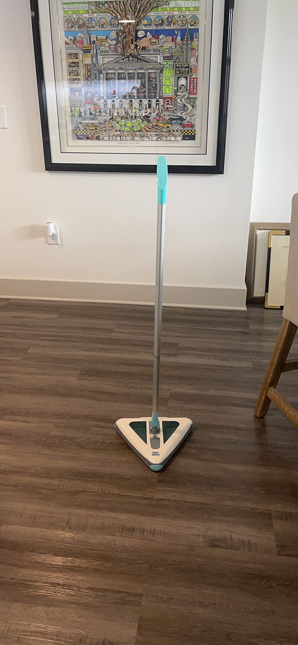 Zippi Sweeper Standard - 2026 New and Improved Lightweight Sweeper, Perfect for Short Carpet Hardwood and Tile, Triangular Design Allows for Sweeping in Corners, 30 Minutes Cleaning Time customer photo 1