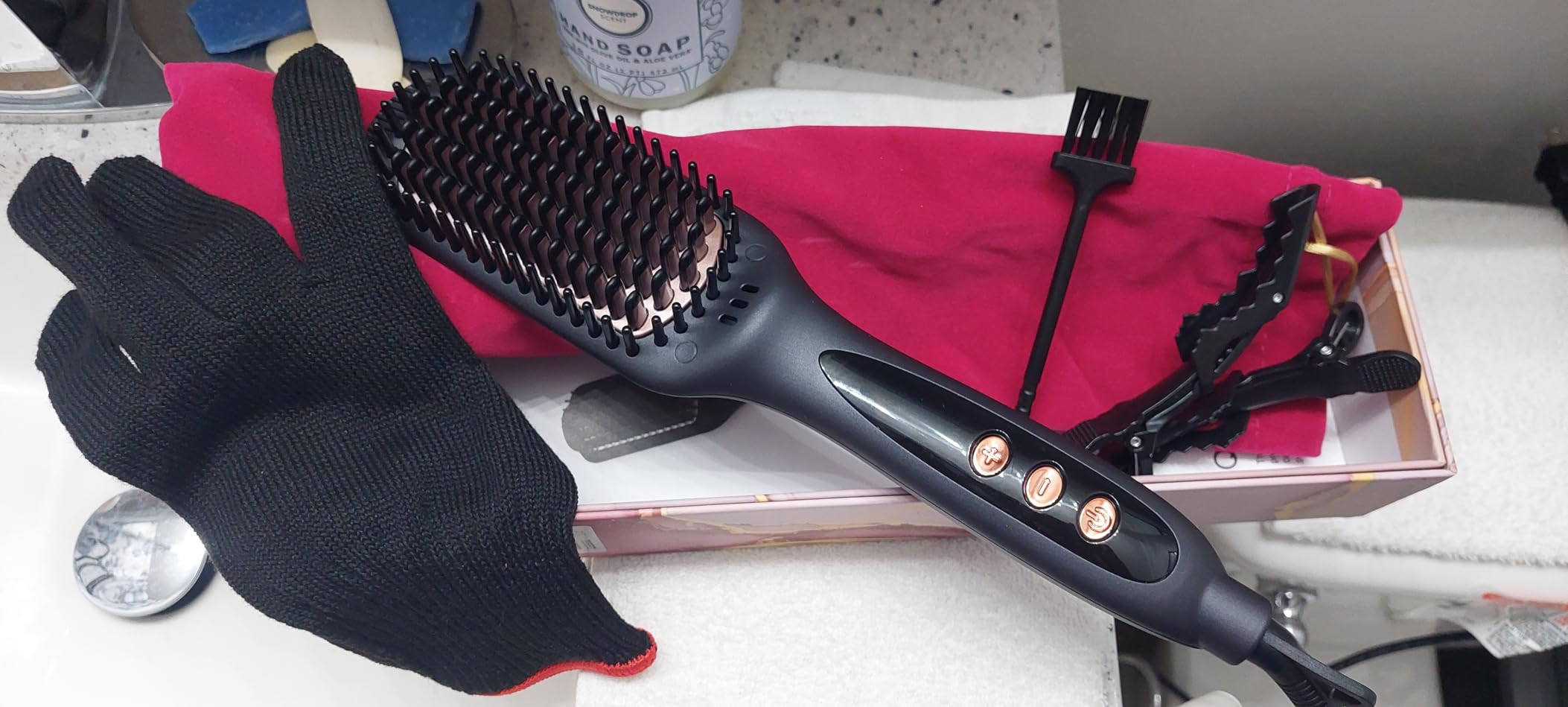 LANDOT Hair Straightener Brush for Frizz-Free & Smooth Results - Ionic Ceramic Straightening Brush with 12 Temp Settings(250-450F), Ideal for Medium & Long Hair, Dual Voltage & Fast Heating customer photo 1