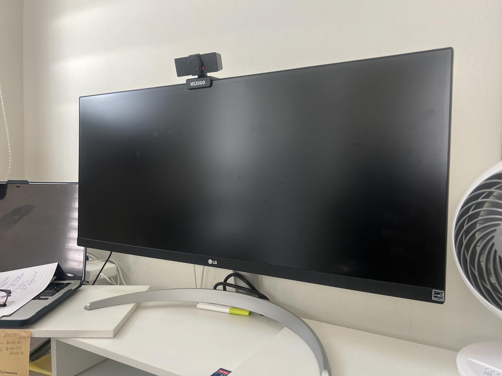 LG 34WQ650-W 34 Inch 21:9 UltraWide Full HD (2560 x 1080) IPS Monitor, with RGB 99% Color Gamut, VESA DisplayHDR 400, USB Type-C, AMD FreeSync, Built in Speakers, Tilt/Height Adjustable Stand customer photo 1