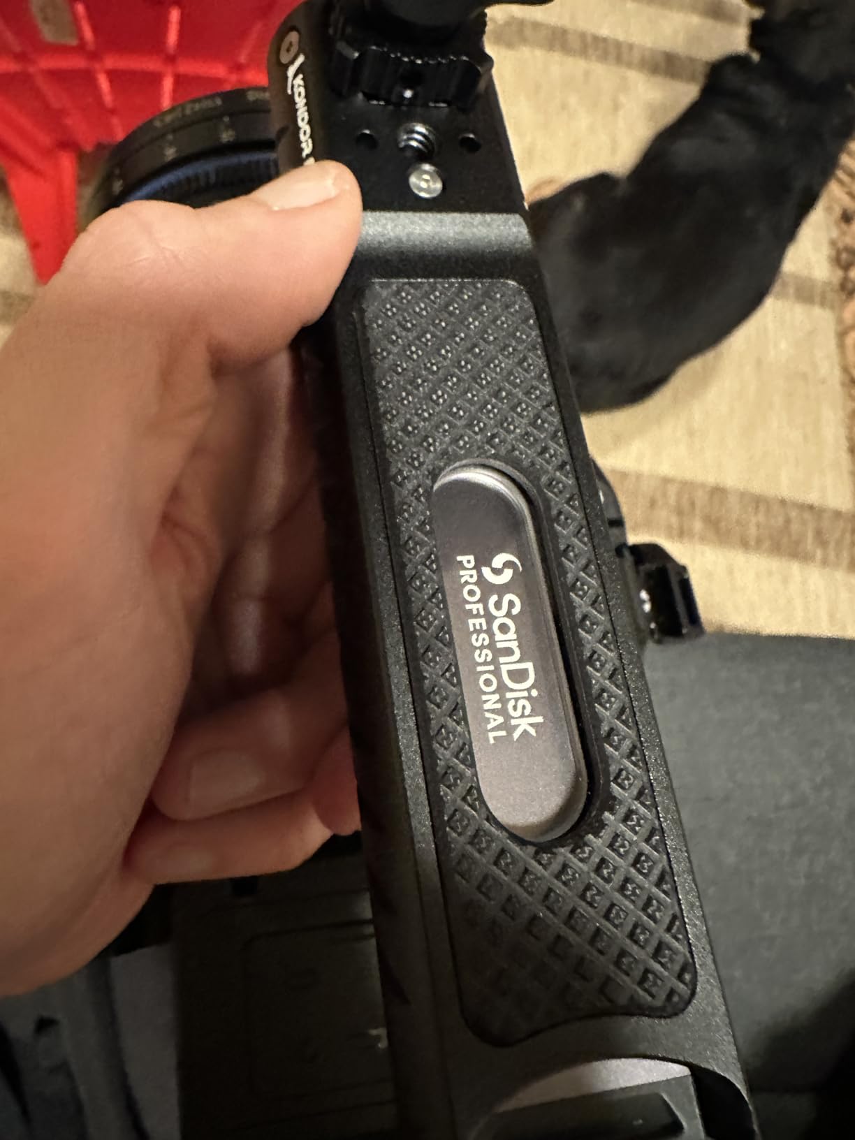 SANDISK Professional 2TB PRO-Blade SSD Mag - Portable & Modular NVMe SSD Mag customer photo 1