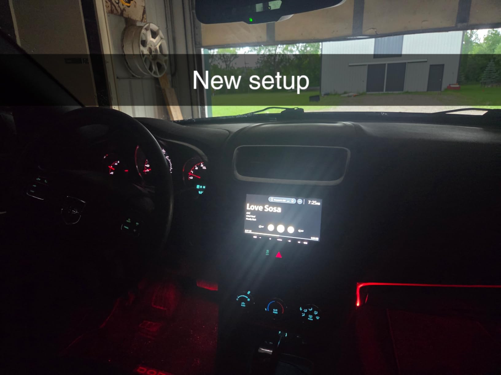 Sony XAV-AX4000 7-Inch Multimedia Receiver with Wireless CarPlay/Android Auto and Maestro Ready customer photo 2