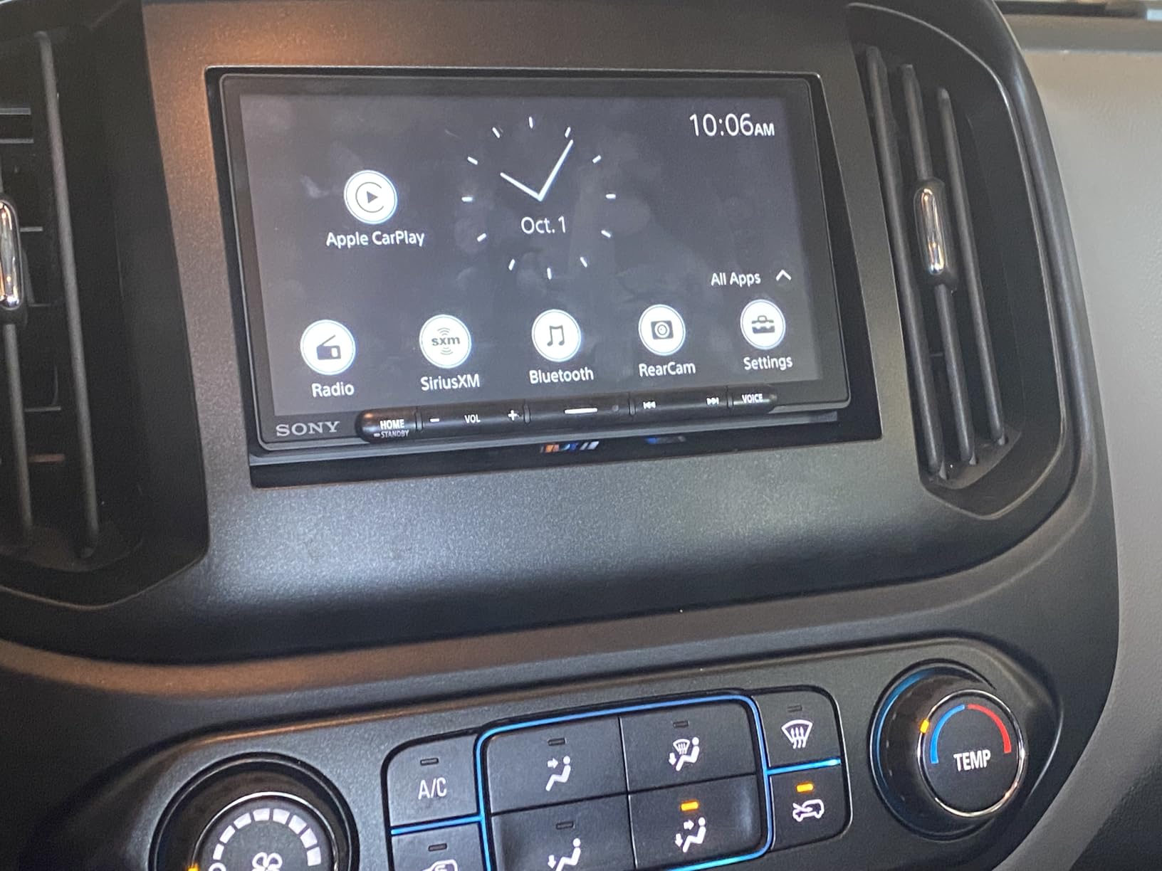 Sony XAV-AX6000 7-Inch Multimedia Receiver with Wireless Apple CarPlay/Android Auto, HDMI Video Input and Maestro Ready customer photo 2