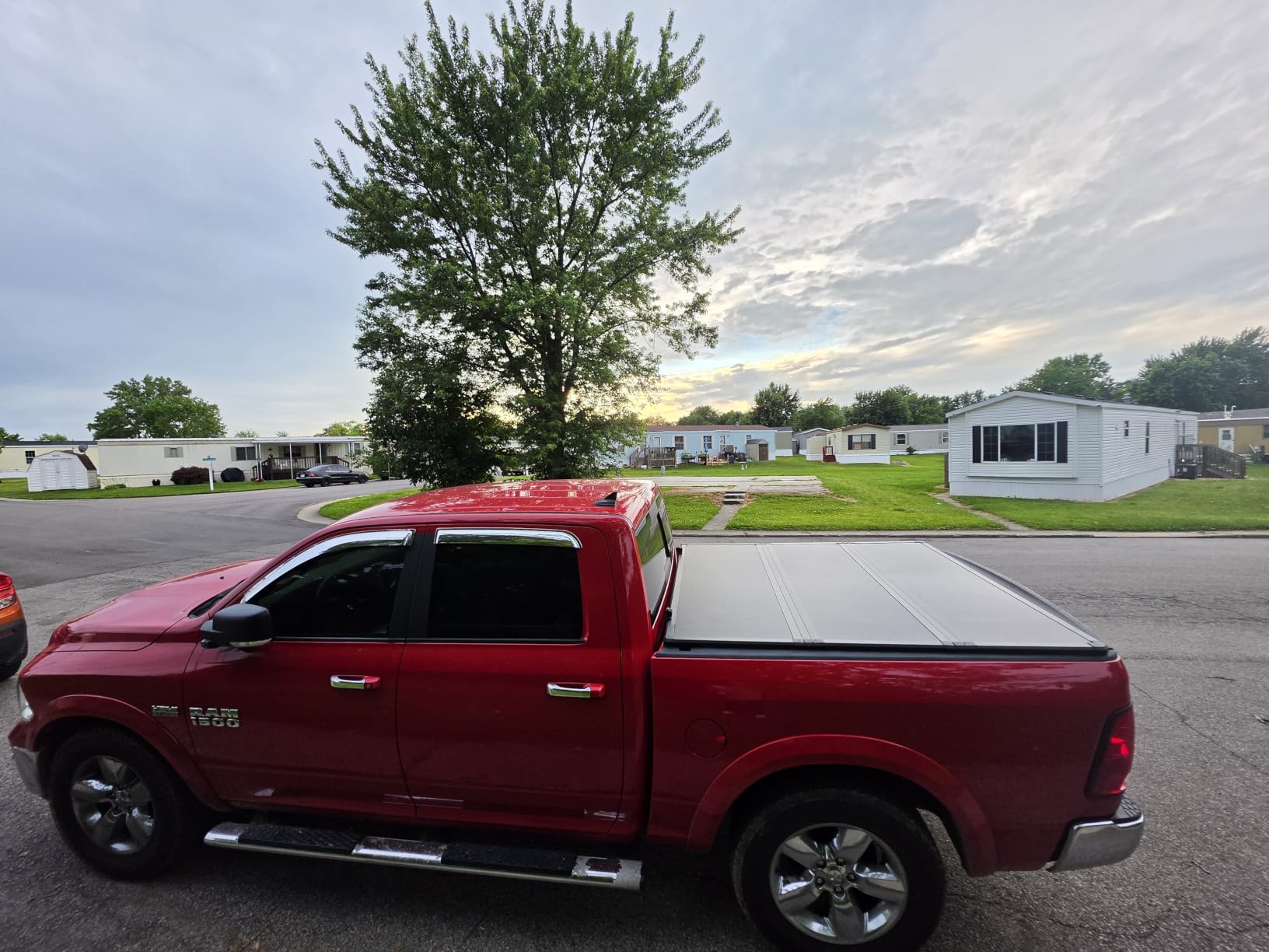 Toptiny Hard Folding Truck Bed Tonneau Cover|HTF011|Fits 2009-2026 Dodge Ram 1500 5' 7