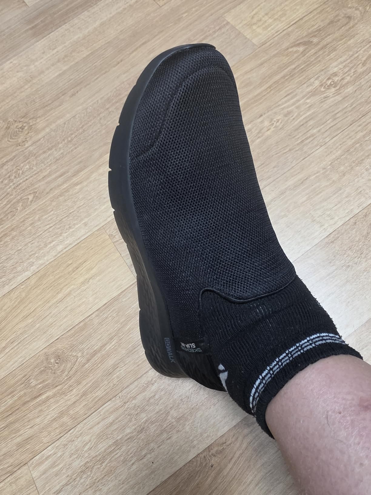 Men's Hands Free Slip-ins Go Walk Flex No Hands Sneaker customer photo 2
