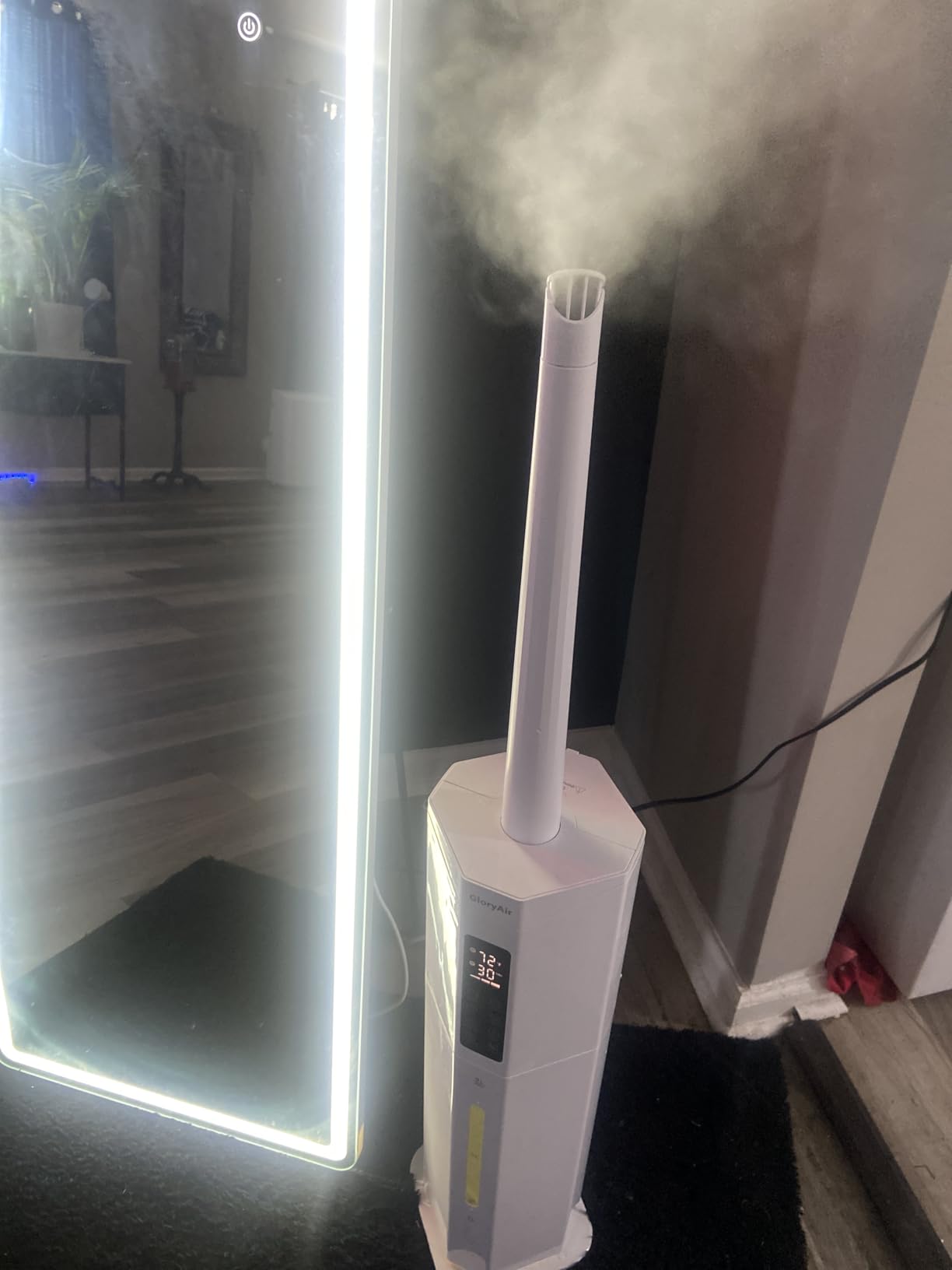 ROSEKM Humidifiers for Bedroom, 2.0L Cool Mist Humidifier for Home Plant and Baby Nursery, Quiet Ultrasonic Humidifier with 360 Degree Nozzle, Auto Shut-Off, Filterless, Black customer photo 2
