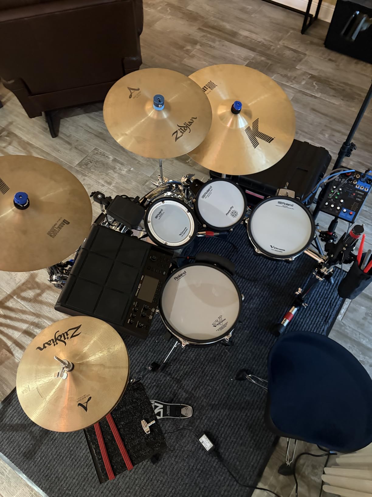 Roland SPD-SX PRO Sampling Pad - Flagship Sampling Pad for Drummers, 9 Playing Surfaces, 8 External Trigger Inputs, Color Display, Customizable Pad LEDs customer photo 1