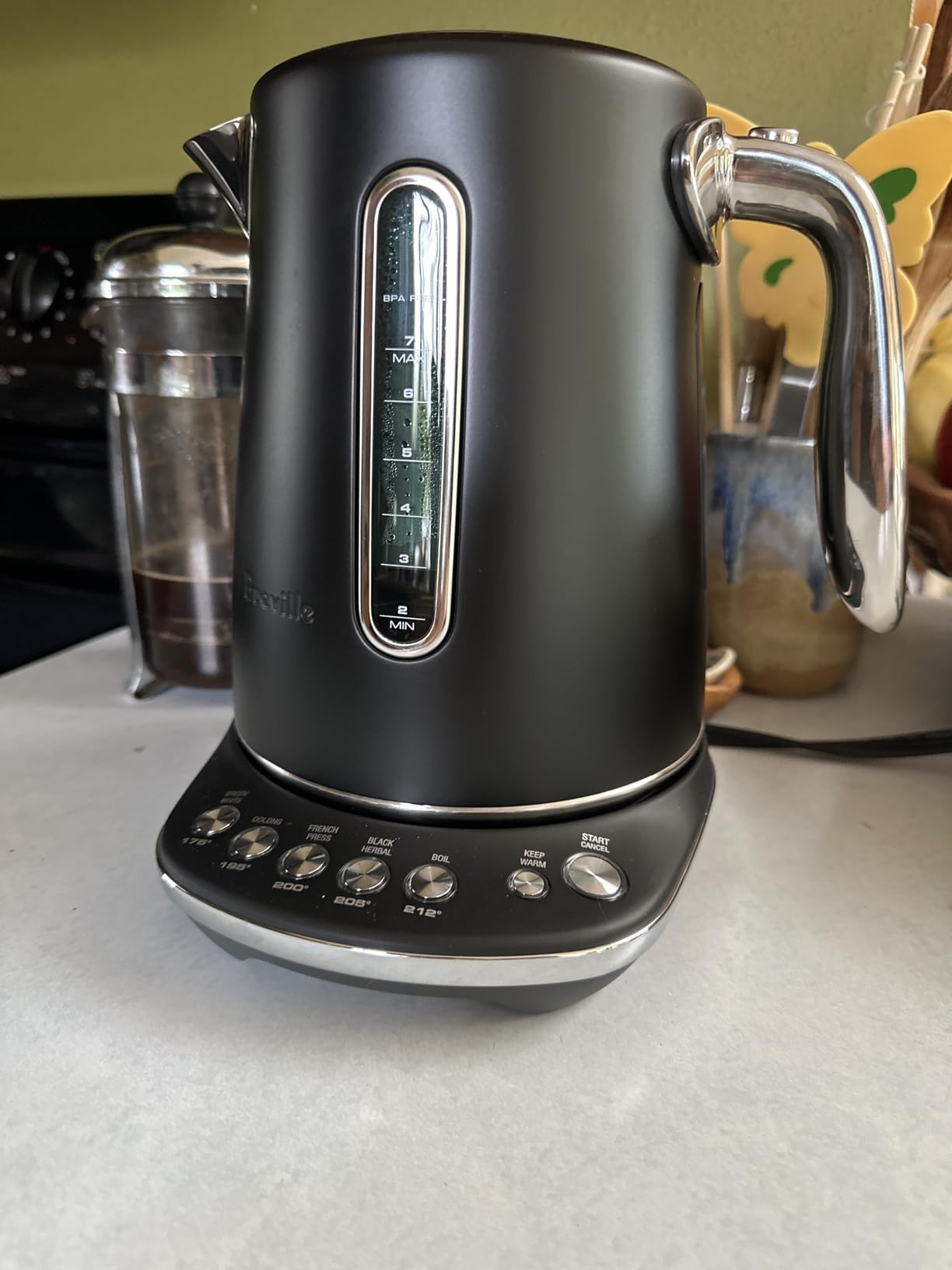 Breville BKE845DBL Smart Kettle Luxe Water Heater, 7 Cup, Damson Blue customer photo 2