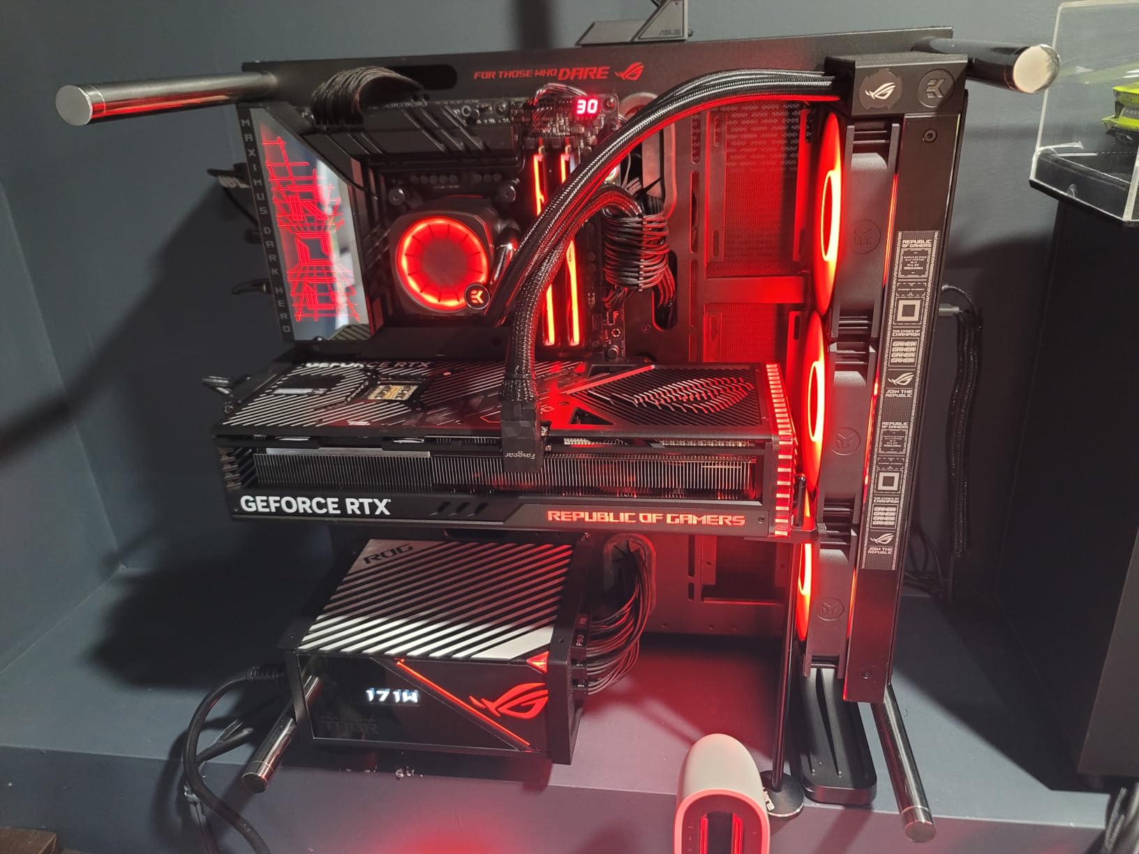 ASUS ROG Strix GeForce RTX 4090 OC Edition Gaming Graphics Card, 24GB GDDR6X customer photo 2