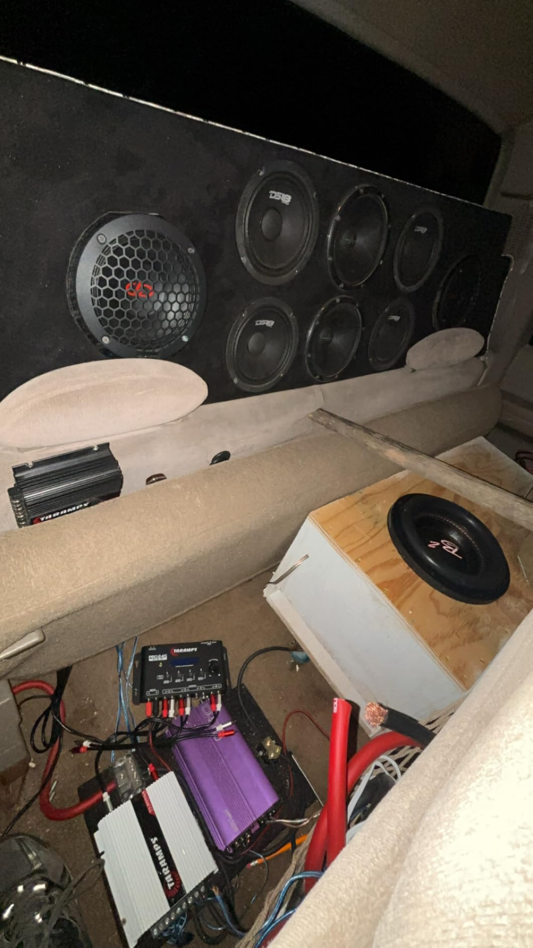 Taramps TS 800x4 Car Audio Multichannel Amplifier 800 Watts Rms 2 Ohms 4 Channel 2 Bridged Channel Full Range Crossover, RCA/High Level Input, Class D customer photo 1