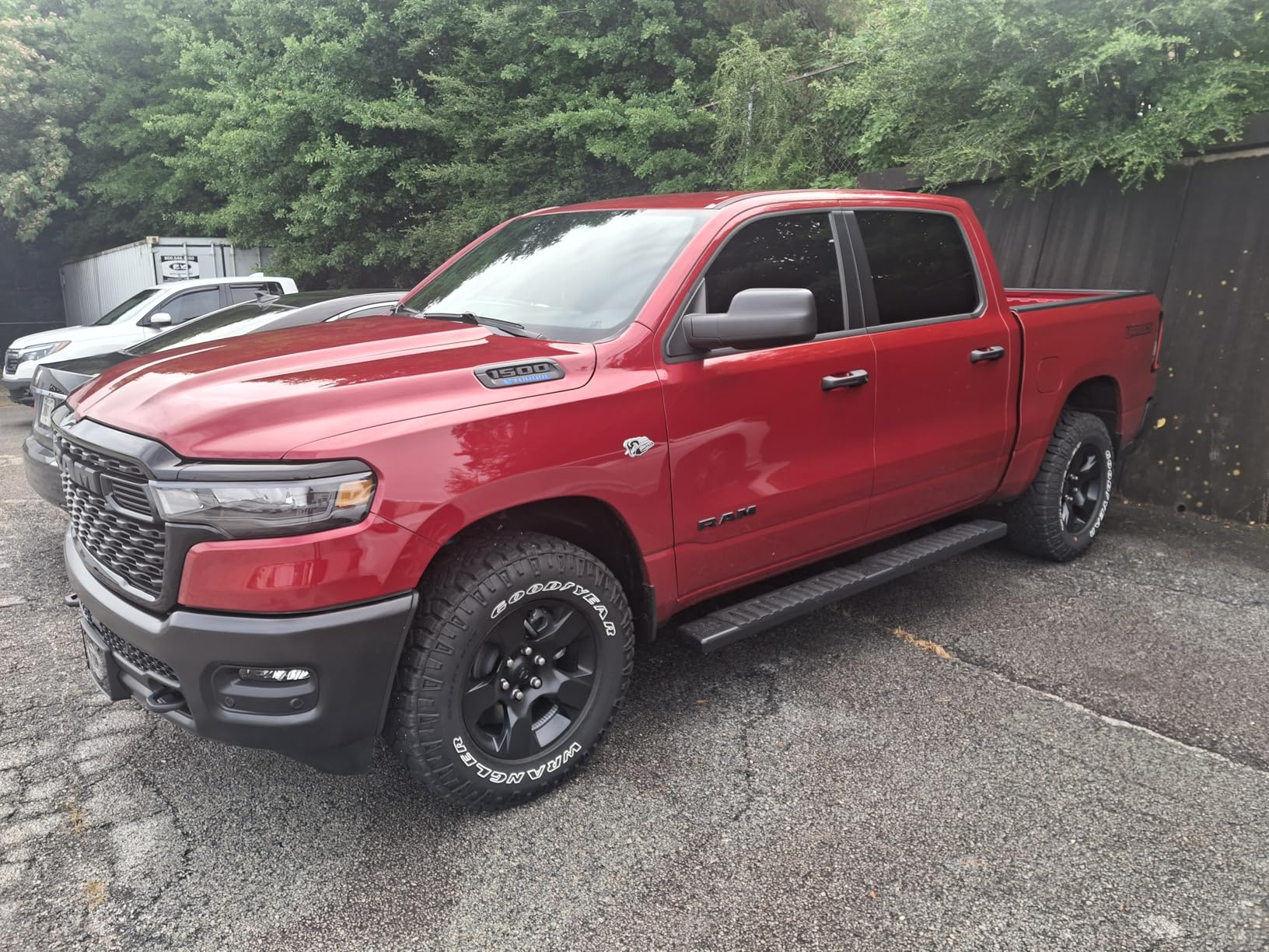 AUTOSAVER88 Running Boards Compatible with 2019-2026 Ram 1500 Crew Cab | New Body Style with 4 Full-Size Doors, 6 inches Ram Nerf Bars Side Steps (Exclude 2019-2024 Classic) customer photo 2