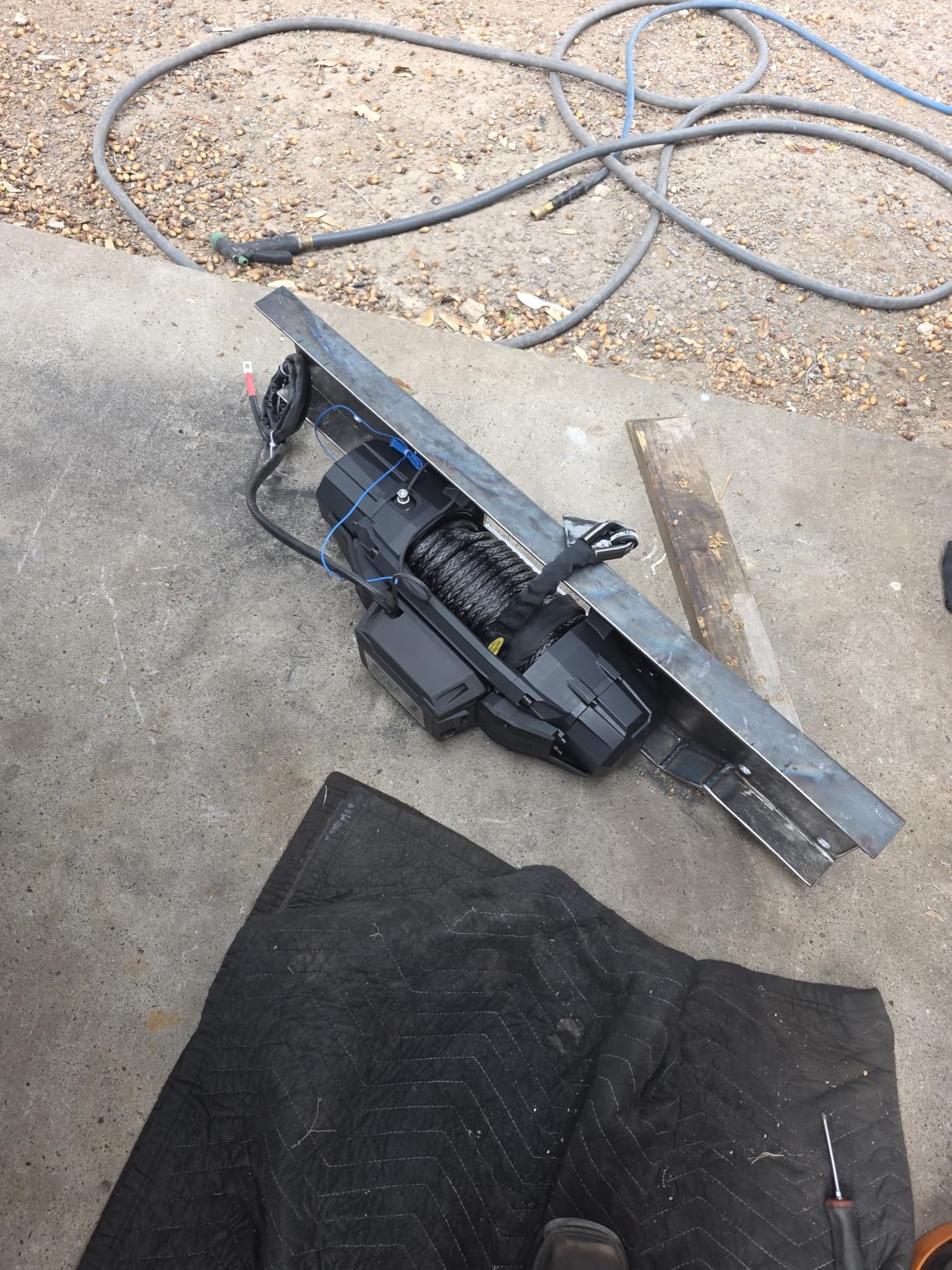 Smittybilt X2O Gen3 12K Winch with Synthetic Rope - SB98812 customer photo 2