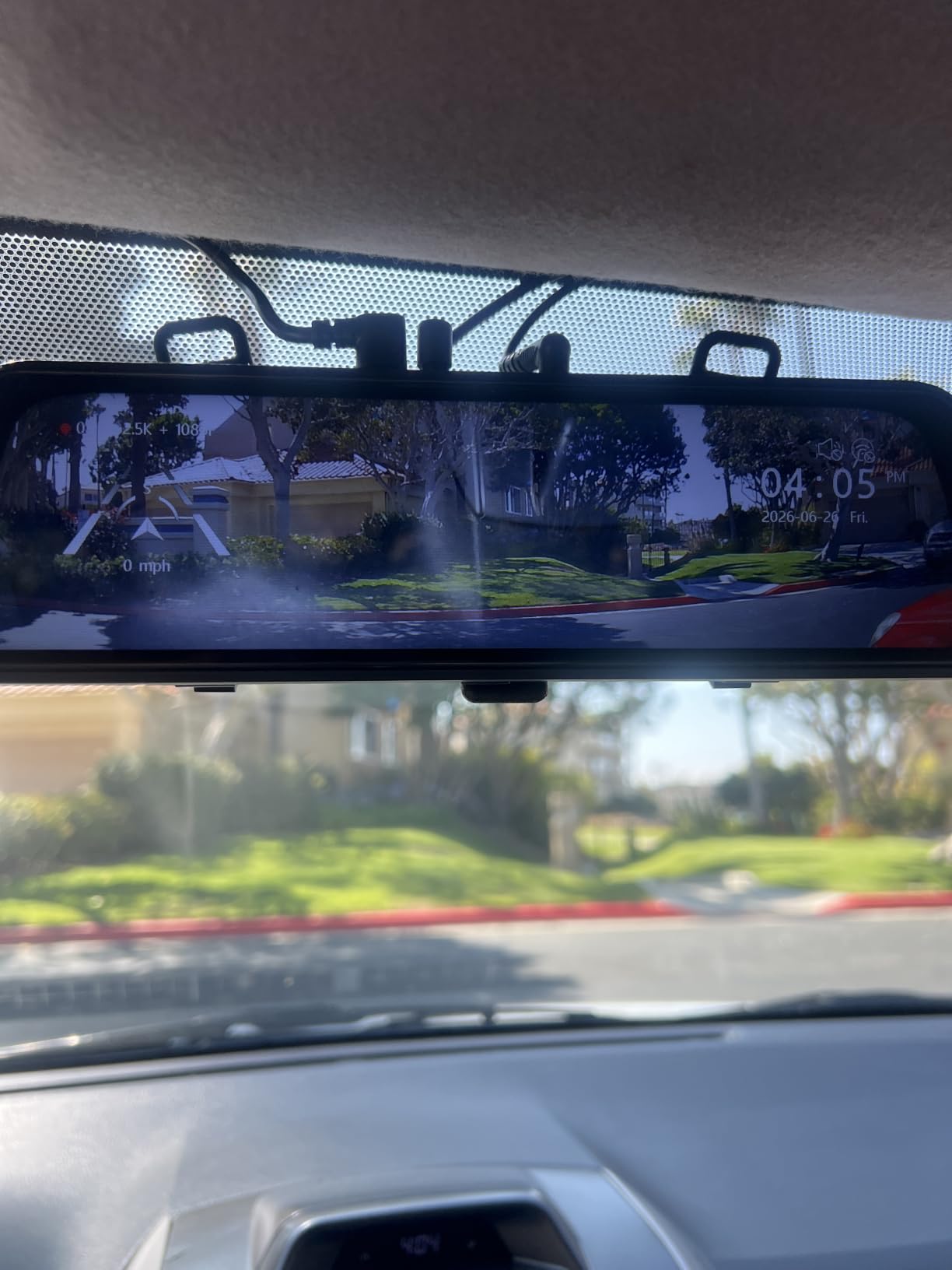 WOLFBOX G930 10'' Rear View Mirror Camera with 5.8GHz WiFi, 4K Dash Cam Front and Rear with WDR, Touch Screen Rearview Mirror Backup Camera, Parking Monitor, Reverse Assist, Includes 64GB Card & GPS customer photo 2