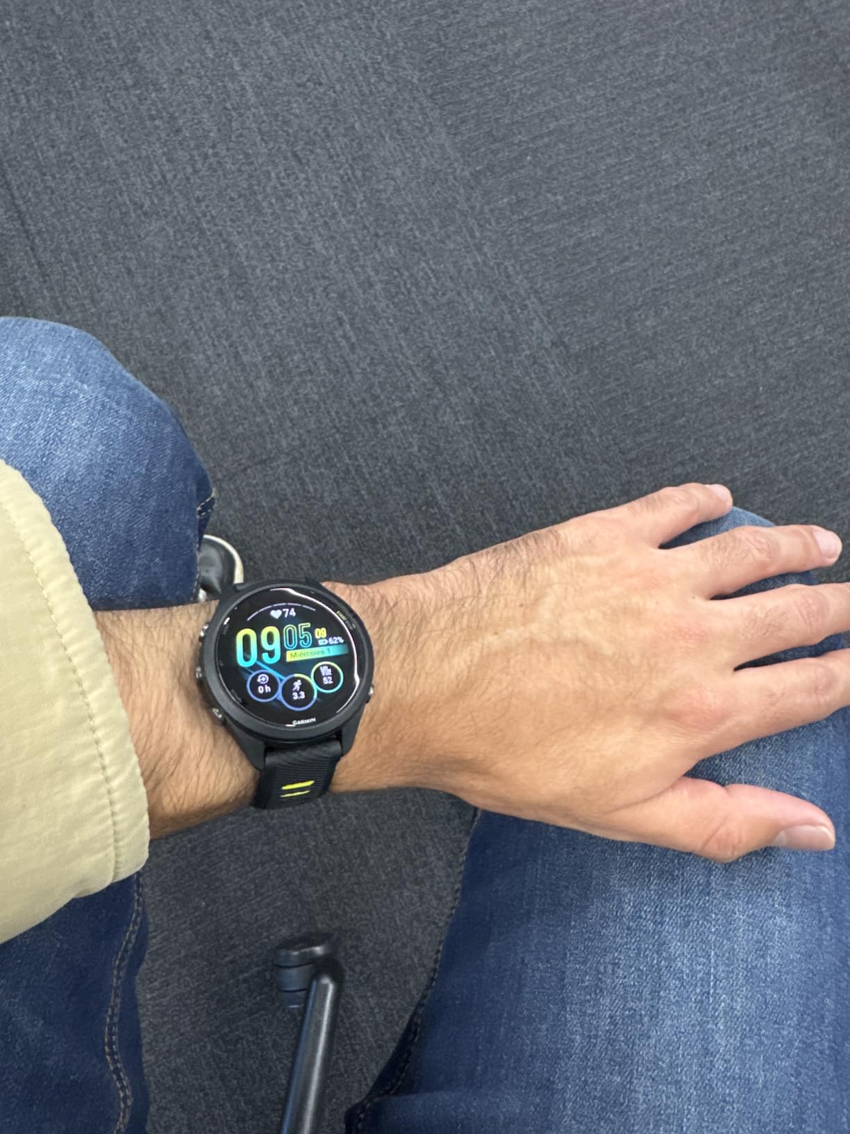 Forerunner 265 Running Smartwatch, Colorful AMOLED Display, Training Metrics and Recovery Insights, Black and Powder Gray customer photo 2