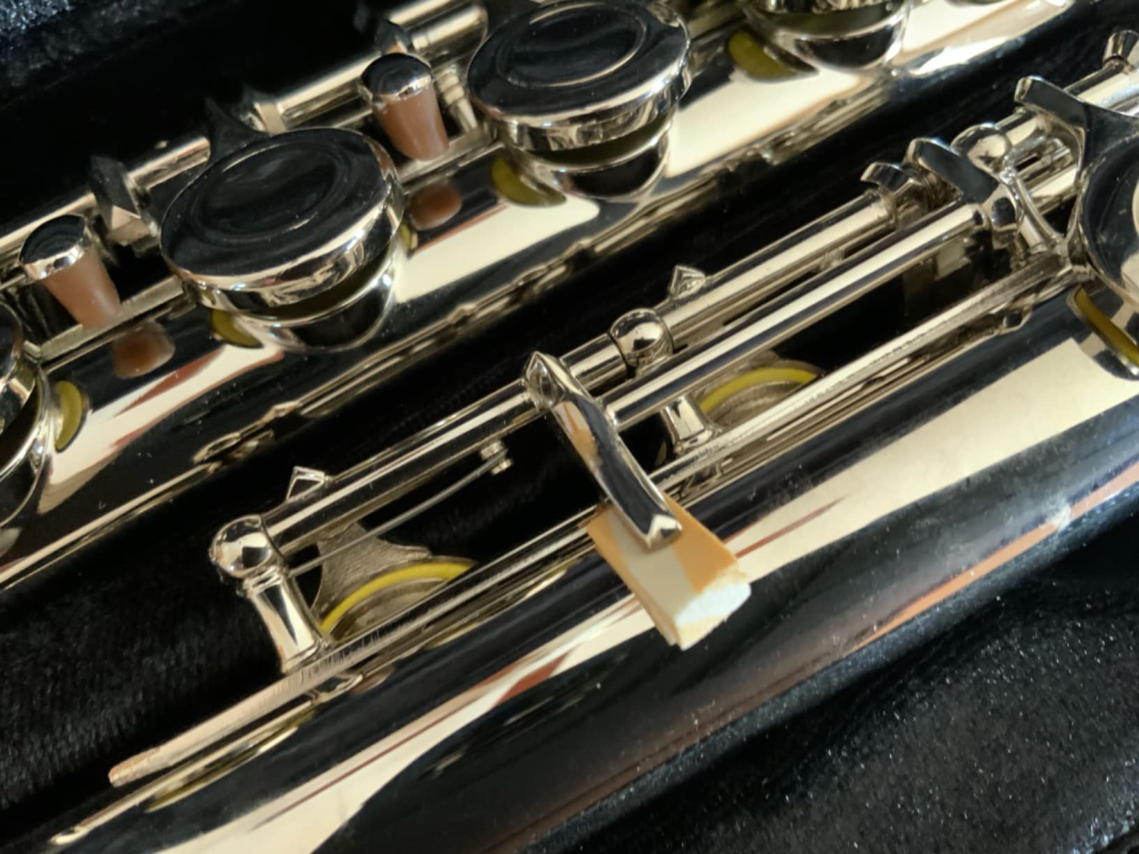 POGOLAB Open Hole C Flute, 16 Keys Student Flute Instrument for Beginner Advanced Player, with Carry Bag, Strap, Gloves, Adjustment Screwdriver, Cleaning Kit (Open/Closed Hole, Silver Plated) customer photo 2