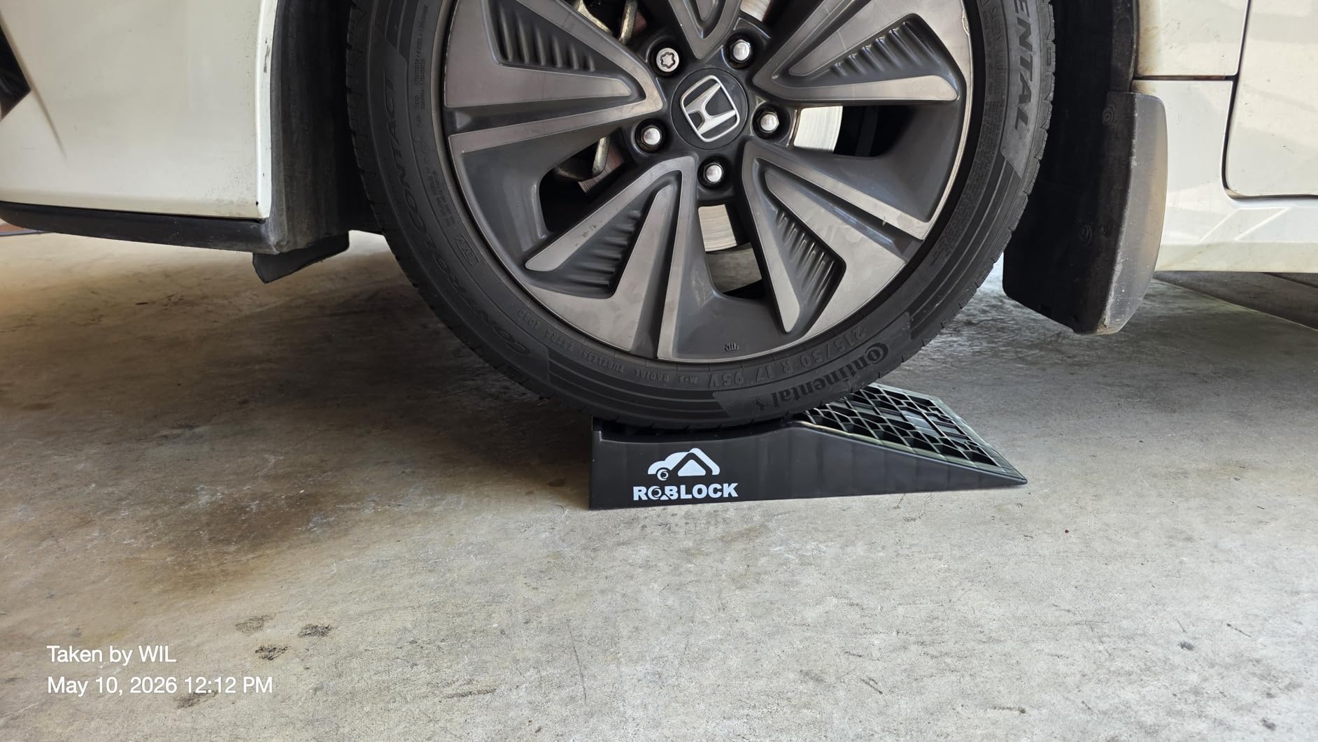 ROBLOCK Car Ramps for Lift and Vehicle Maintenance, Portable Low Profile Car Ramps for Garage, Heavy Duty Tire Ramps with 2.6