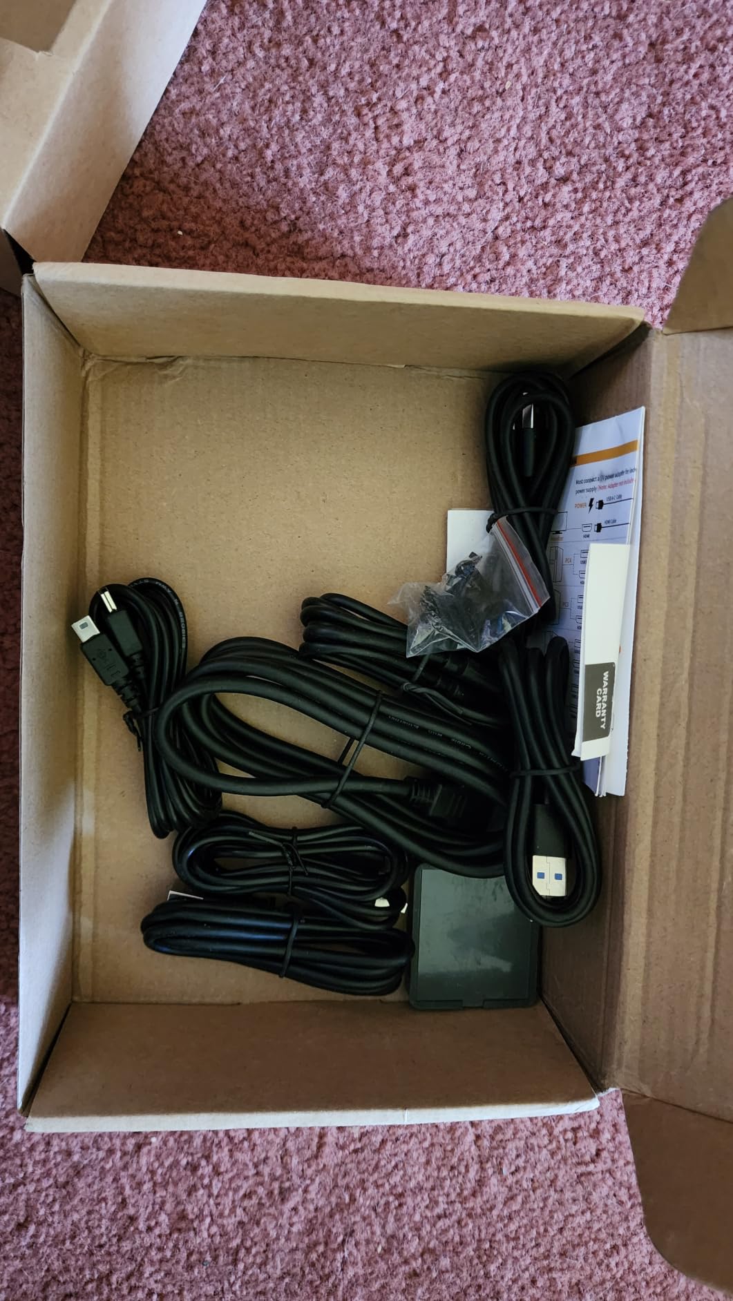 USB3.0 KVM Switch HDMI 4K@60Hz for 4 Computers Share 1 Monitor, KVM Switch 4 Port with 3 USB 3.0 Ports Share Keyboard Mouse, Support Button Switch, Plug and Play, EDID Adaptive customer photo 2