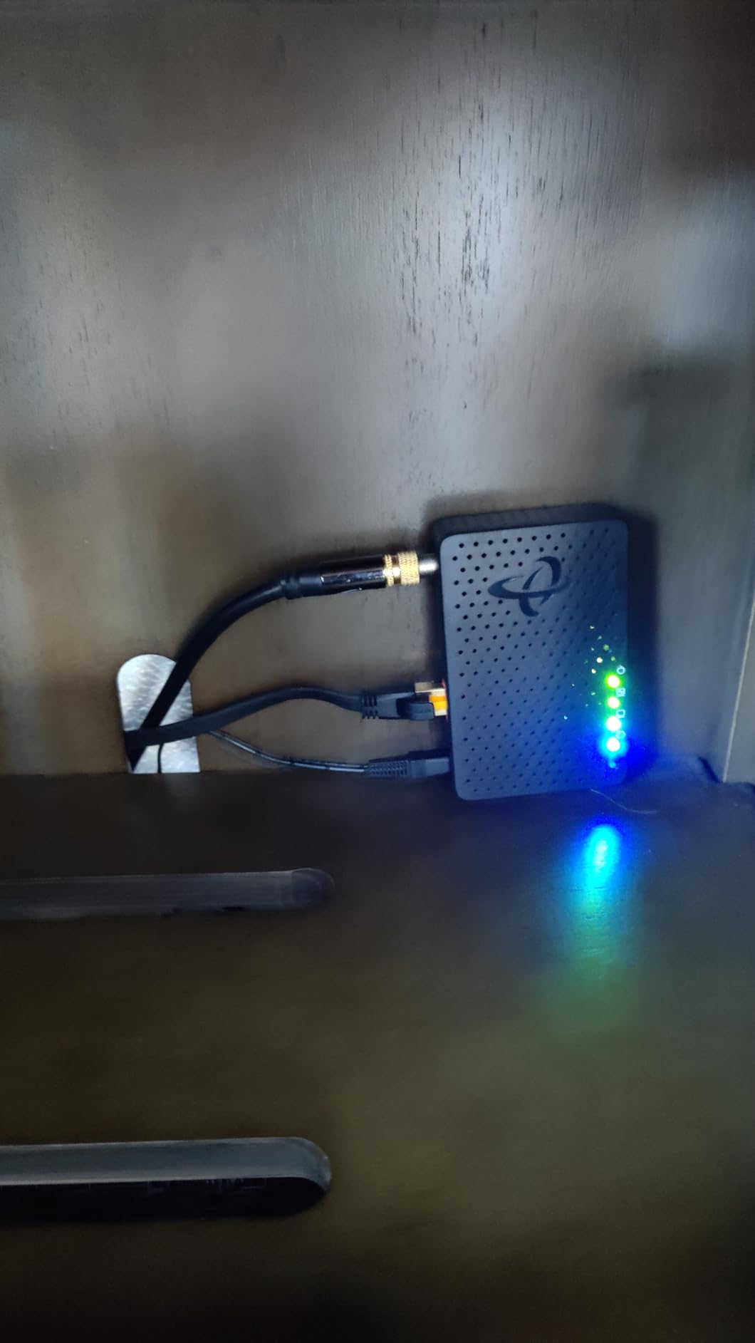 Hitron HTEM5 MoCA 2.5 Network Adapter (2-Pack) - Extends Network via Coax | NOT a Modem/Router/WiFi | Requires Cable TV Wiring (NOT Satellite) | Works with Cable & Most Fiber (NOT AT&T) | 2.5 Gbps customer photo 1