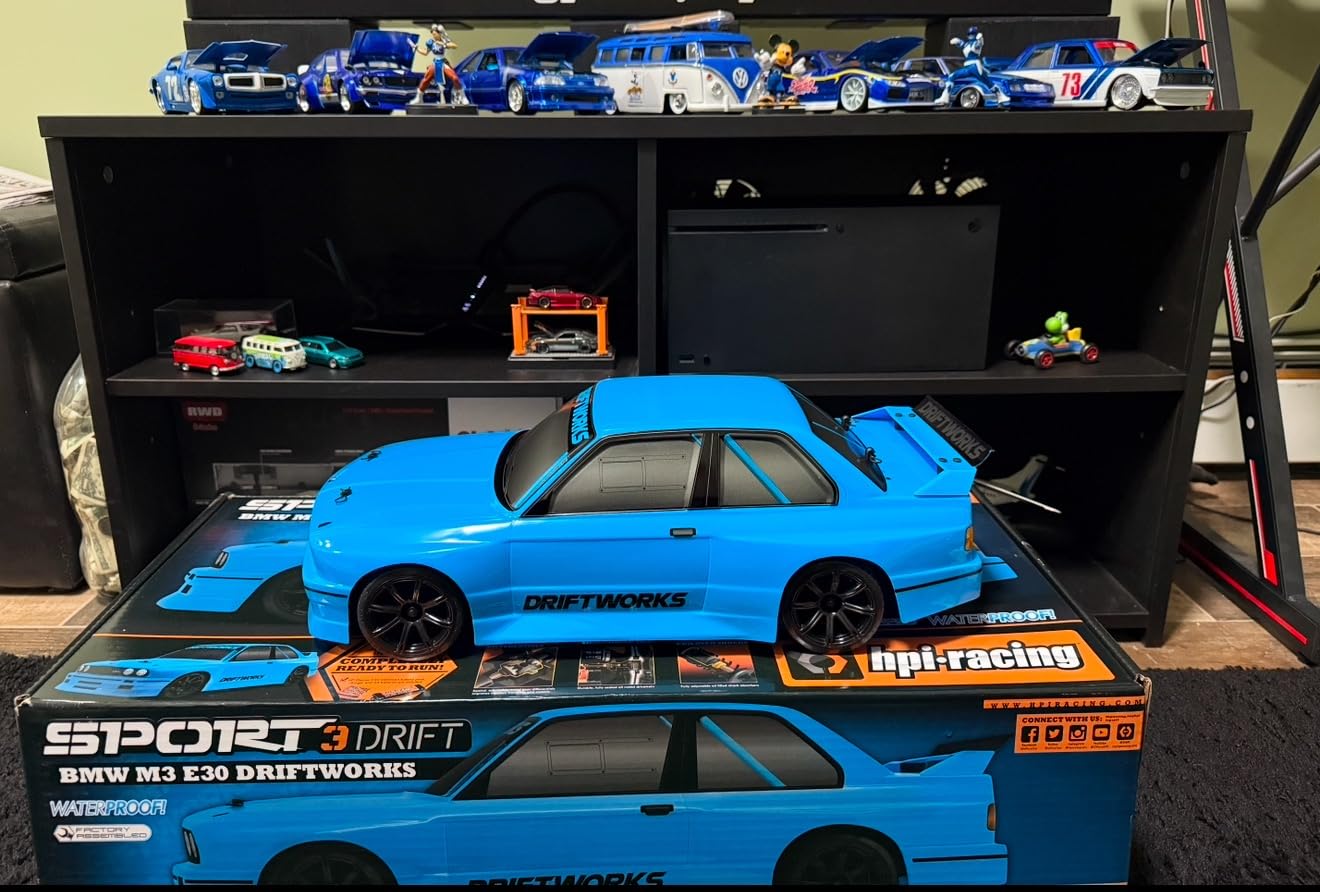 HPI 160422 RS4 Sport 3 BMW E30 Driftworks, 1/10 4WD RTR with 2.4GHz Radio System customer photo 1