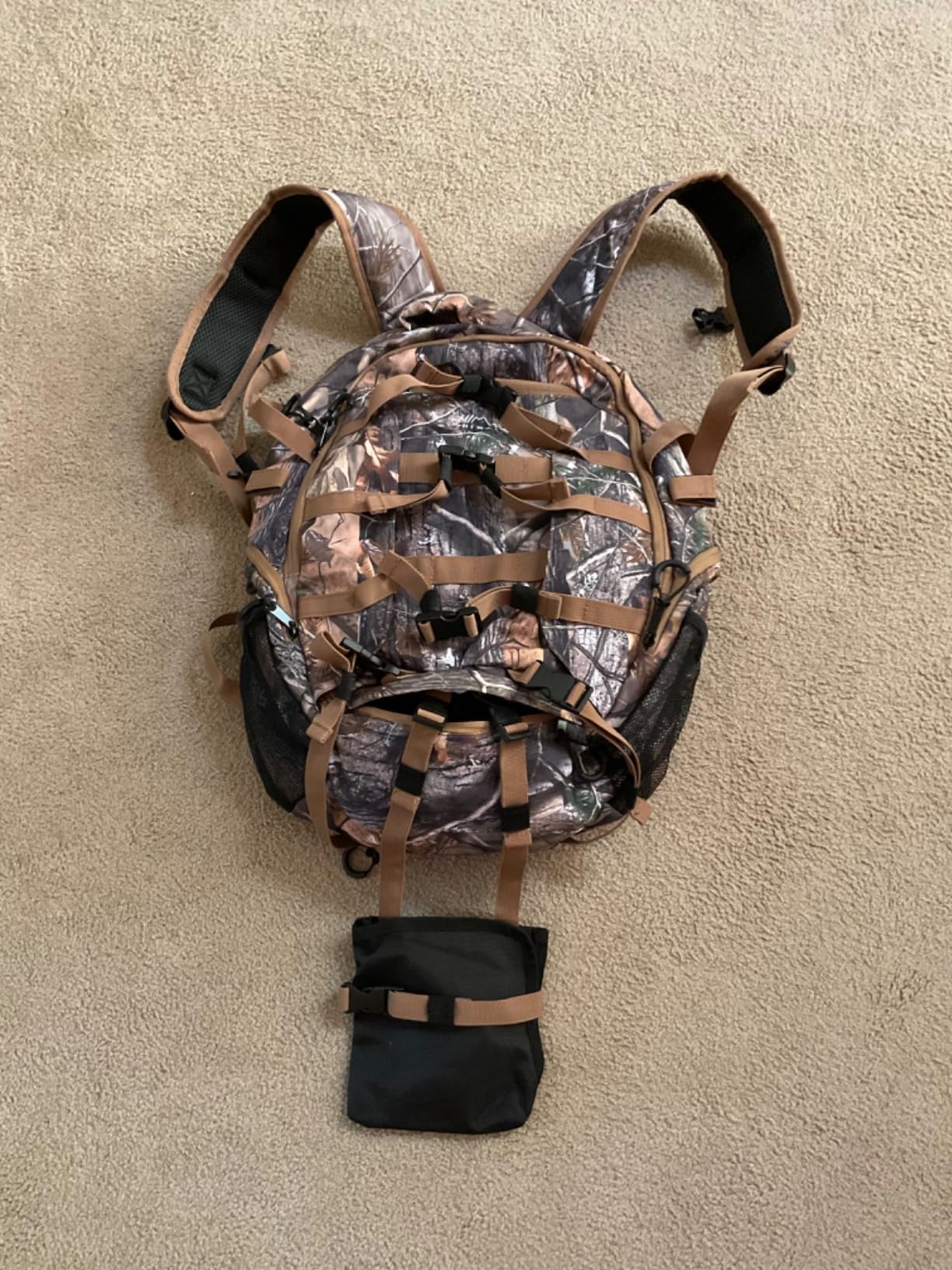 GoHimal Hunting Backpack, 30L Camo Daypack for Deer Bowhunting | Waterproof, 600D Fabric, Hunting Gear, Rain Cover, Large Capacity, Hunting Day Pack customer photo 1