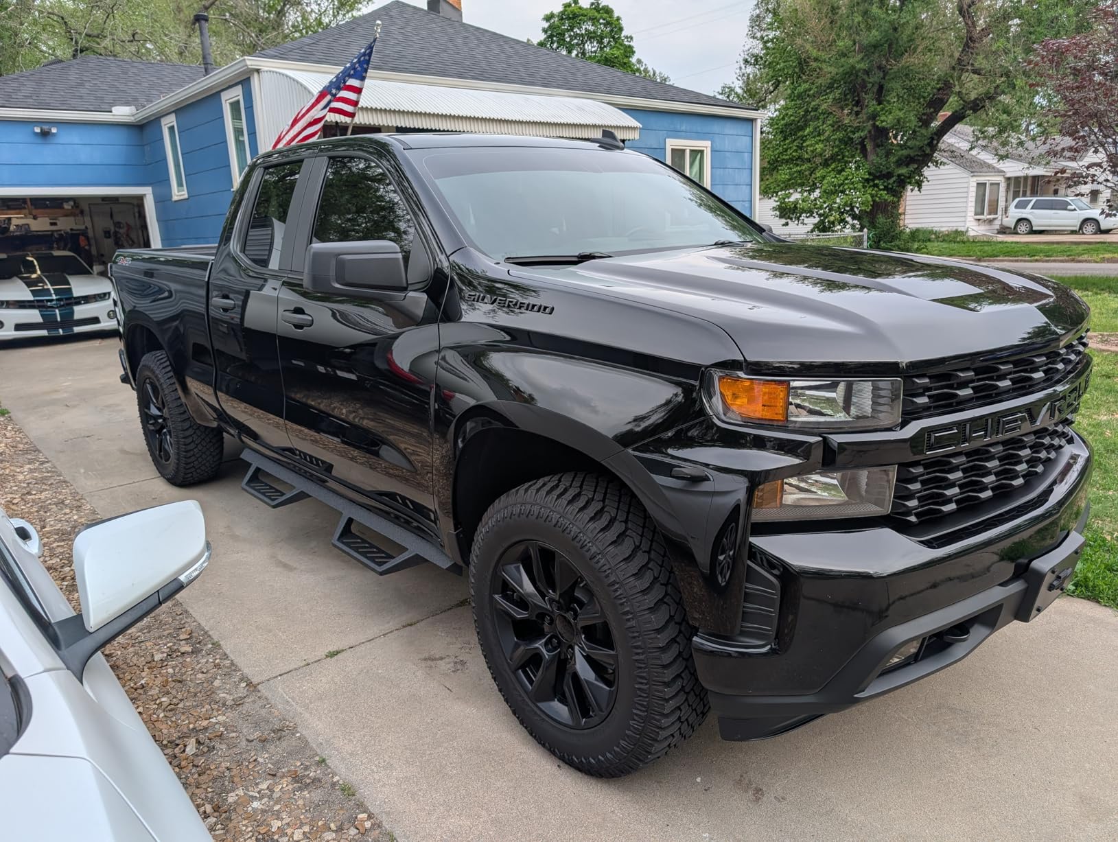 Tyger Auto LanderX Running Board Compatible with 2019-2026 Chevy Silverado GMC Sierra 1500; 2020-2026 2500 3500HD | Crew Cab | TG-LX3C82318 | Drop Step Side Step Rail Nerf Bars customer photo 1
