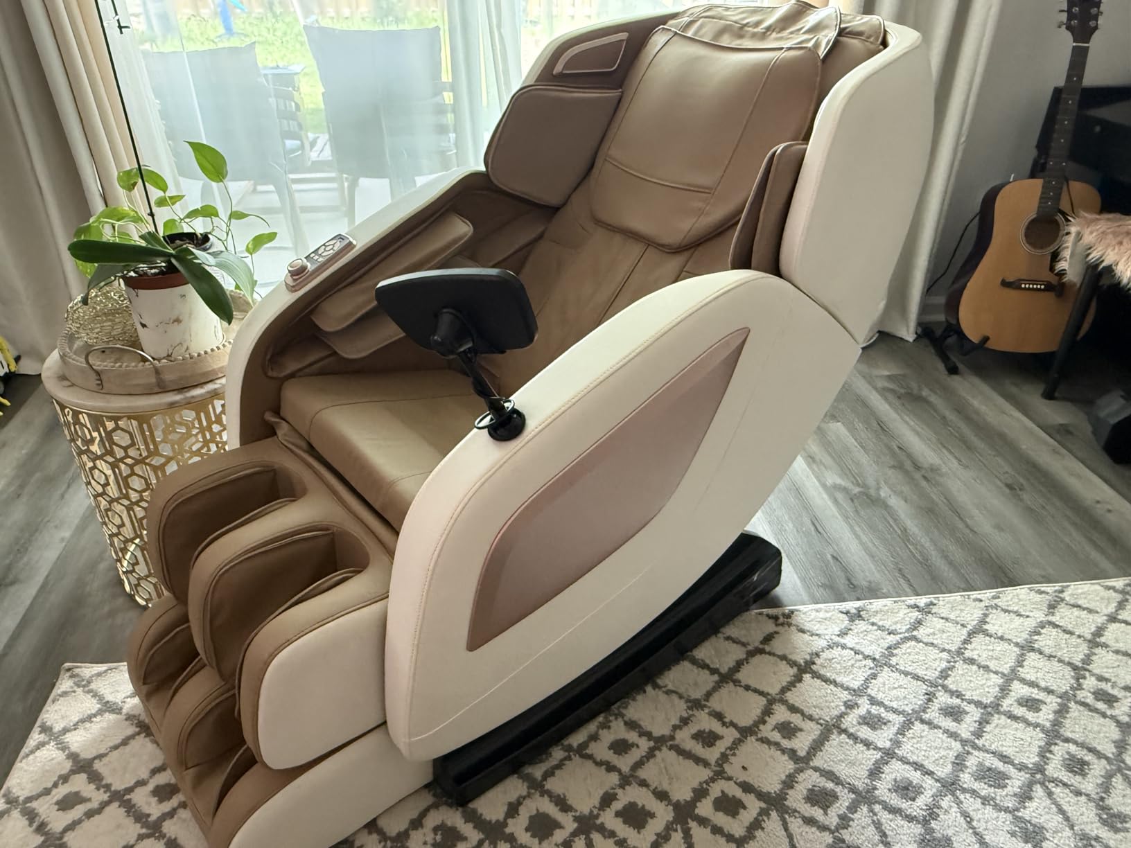 Massage Chair Full Body with Heat, Full Body Zero Gravity Shiatsu Massage Chair, Kneading Recliner w/ 20 Auto Modes, Foot Massage, Bluetooth, USB Charging Port, Touch Screen Controller customer photo 2