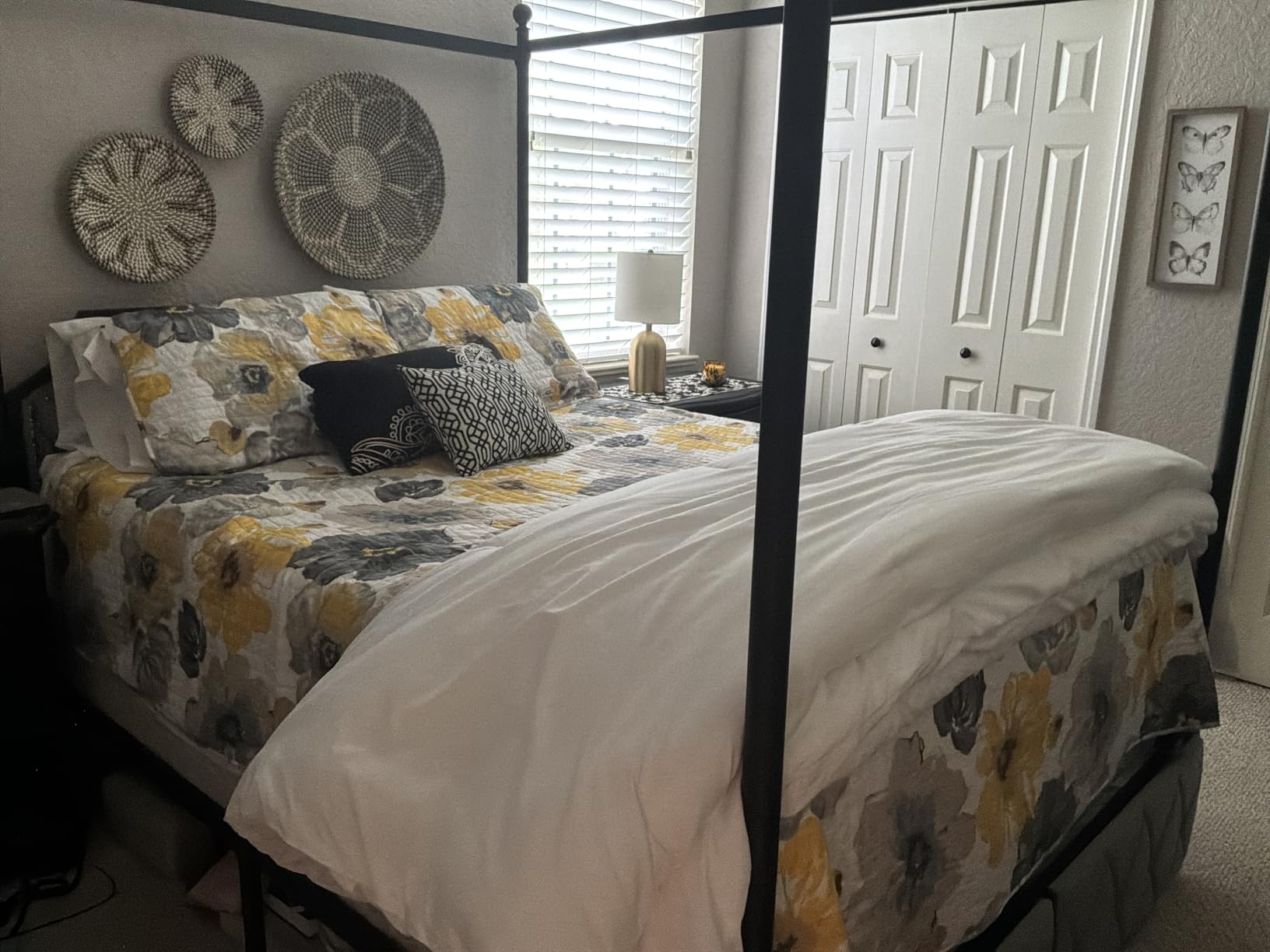Keyluv King Upholstered Canopy Bed Frame with 3 Storage Drawers & Button Tufted Headboard, Metal Platform Bed with 4 Removable Posts, Two-Purpose Velvet Bed, Dark Grey customer photo 2