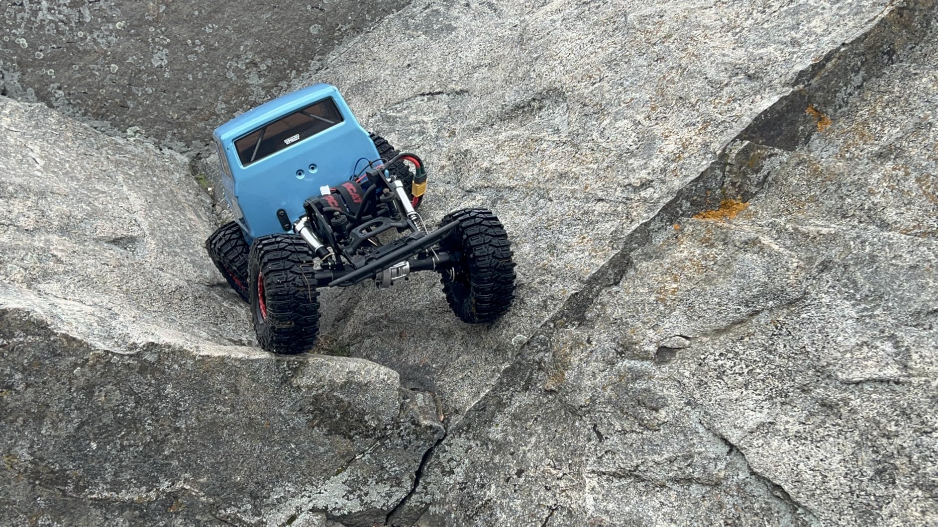 Redcat Racing Ascent 1/10 Scale LCG Performance RTR RC Rock Crawler Truck - Brushed 42T Motor, Portal Axles, 4WD, Aluminum Shocks, RTX-4C Radio - RC Truck - Blue customer photo 2