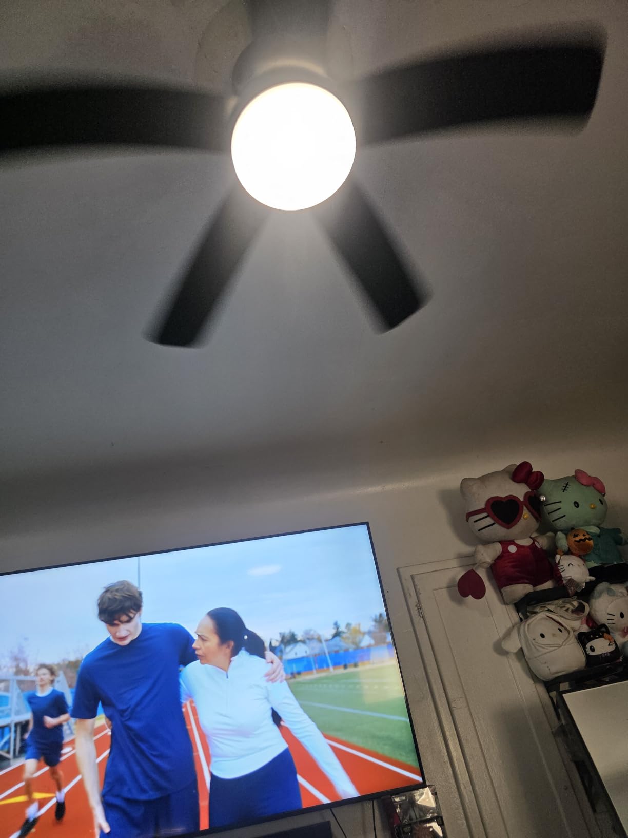 addlon Ceiling Fans with Lights, 42 Inch Low Profile Ceiling Fan with Light and Remote Control, Flush Mount, Reversible, 3CCT, Dimmable, Quiet, Black Small Ceiling Fan for Bedroom Indoor/Outdoor Use customer photo 1