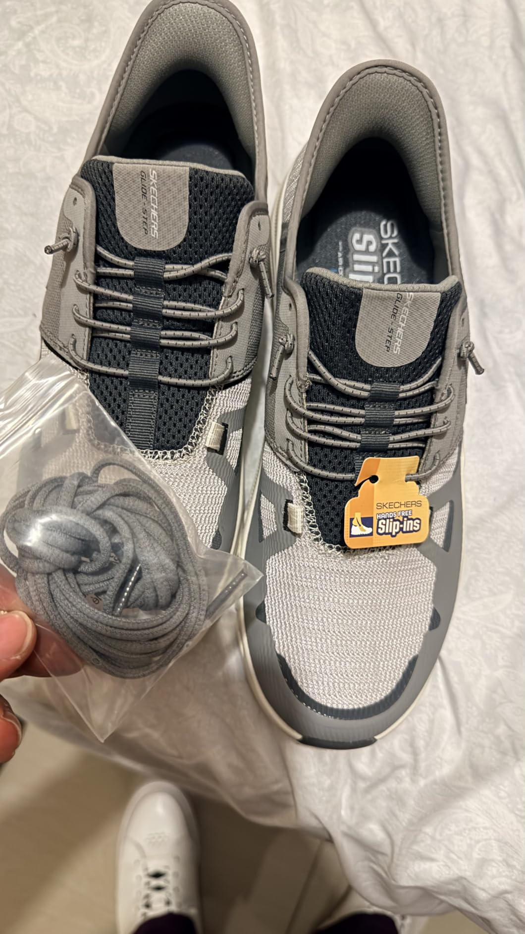 Skechers Men's Glide-Step Pro Hands Free Slip-ins Sneaker | Hands Free Slip-ins, Glide-Step, Air-Cooled Memory Foam, Machine Washable, Vegan, Geometric Midsole customer photo 2