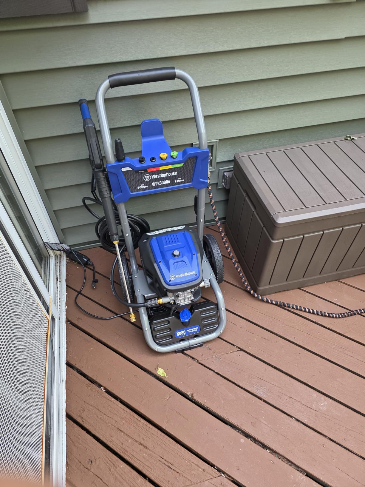Westinghouse WPX3000e Electric Pressure Washer, 3000 Max PSI and 1.76 Max GPM, Induction Motor, Onboard Soap Tank, Spray Gun and Wand, 5 Nozzle Set, for Cars/Fences/Driveways/Homes/Patios/Furniture customer photo 1