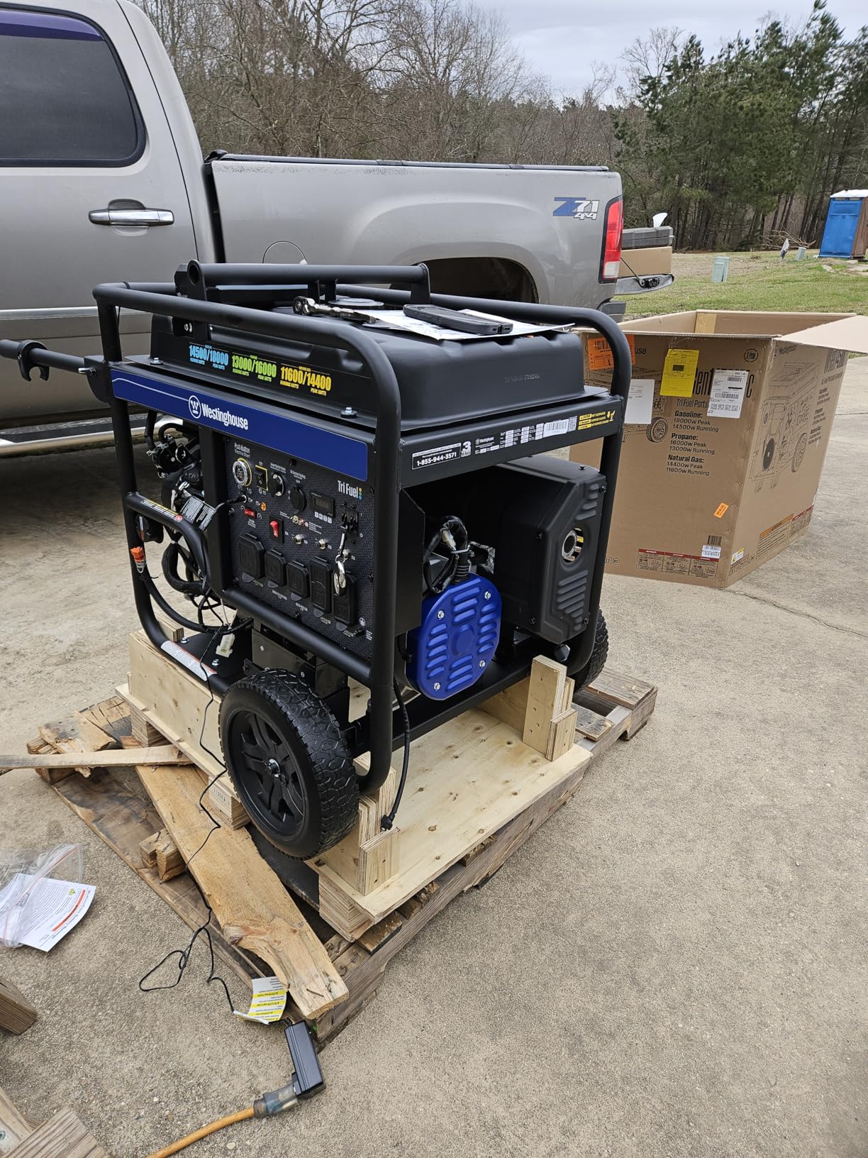 Westinghouse 18000 Peak Watt Tri-Fuel Home Backup Portable Generator, Remote Electric Start, Transfer Switch Ready, Gas, Propane, and Natural Gas Powered, CO Sensor customer photo 2