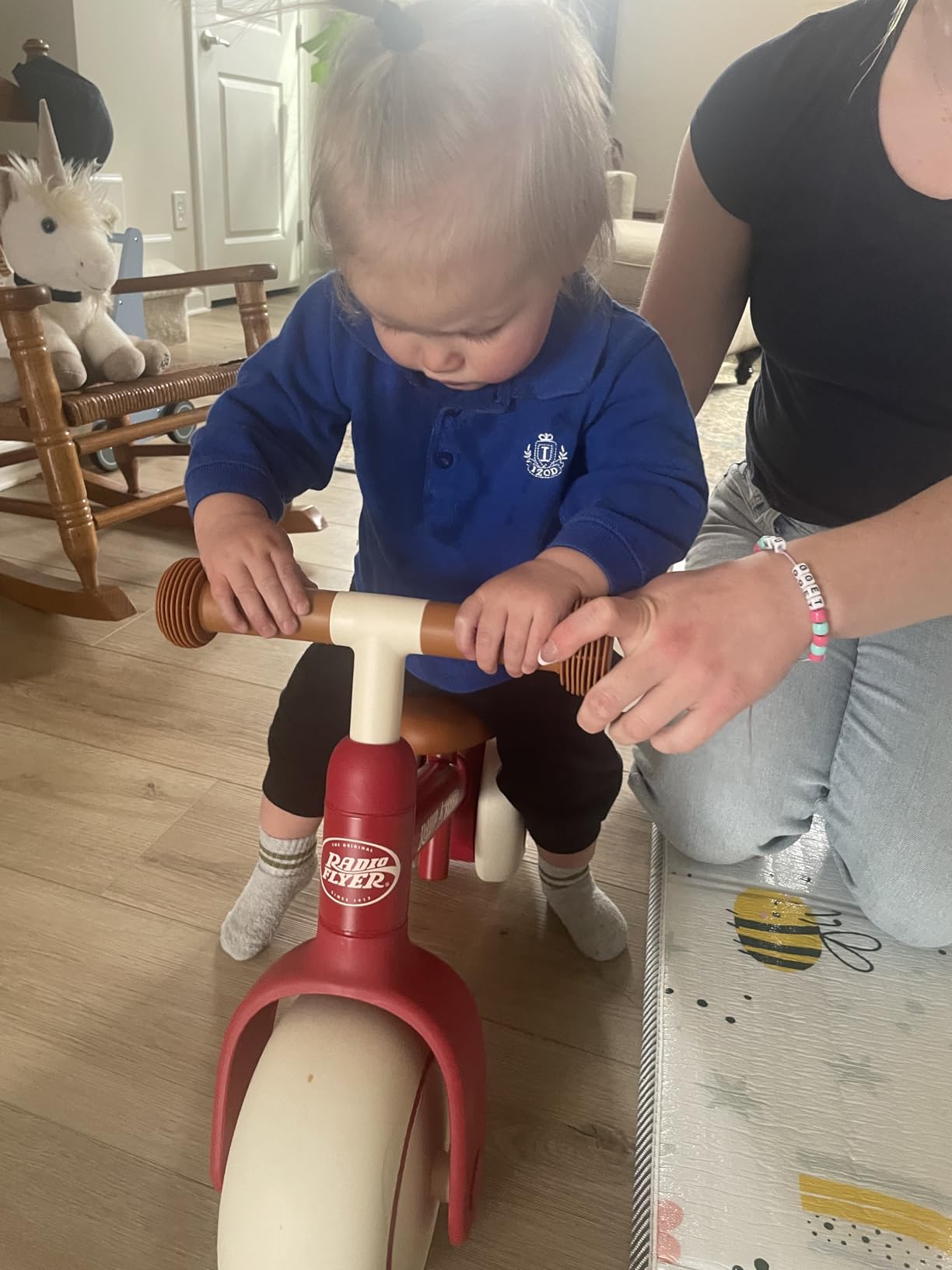 Radio Flyer Steady Start Balance Bike, Red, for Kids Ages 1-3, Pedal Free for Quick Learning, Wide Front and Dual Rear Tires, Tool-Free Adjustable Seat, Quiet Ride Wheels customer photo 2