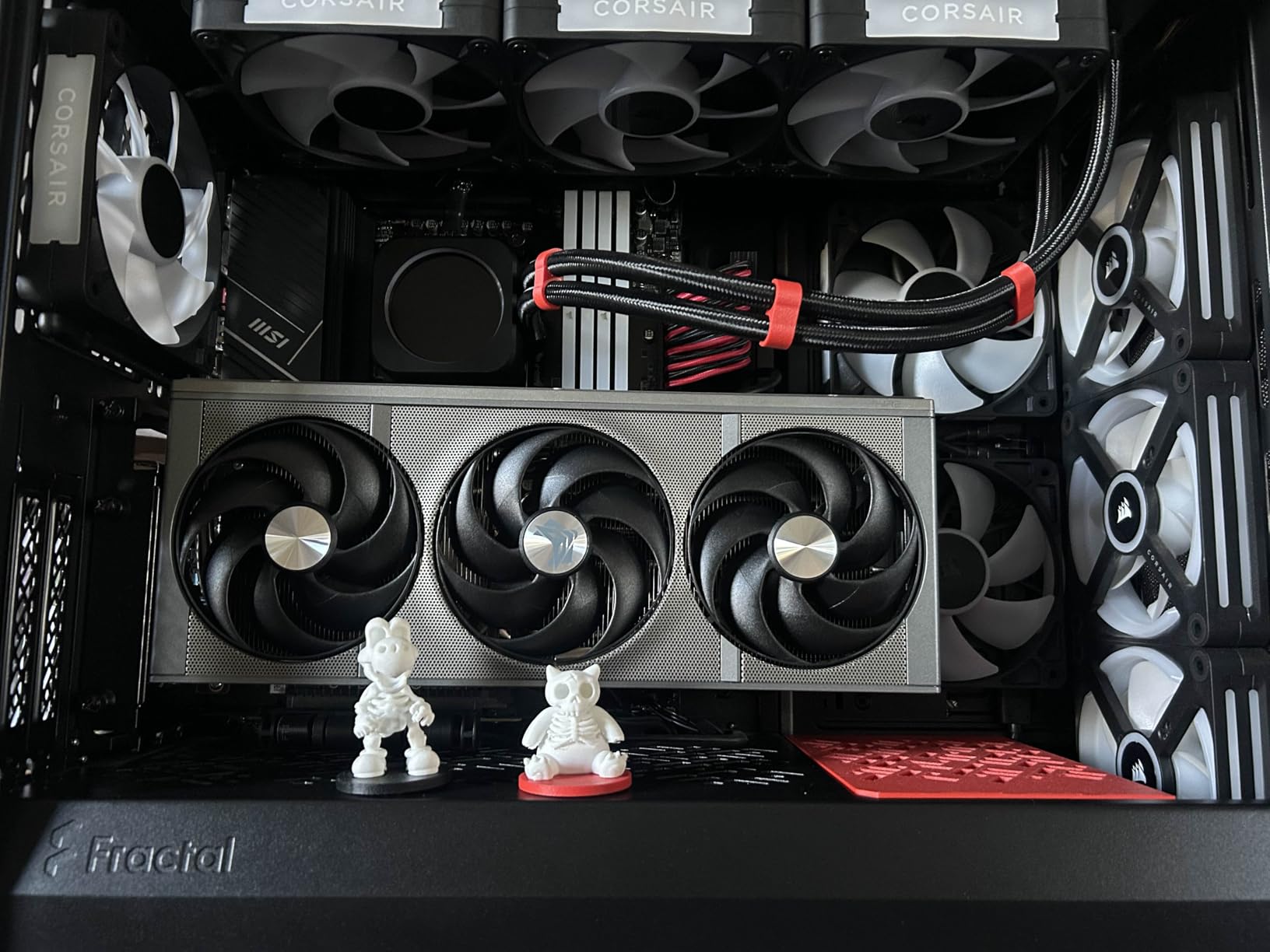 CORSAIR iCUE Link RX120 RGB 120mm PWM Fans with iCUE Link System Hub - Magnetic Dome Bearing - Triple Pack - Black customer photo 2