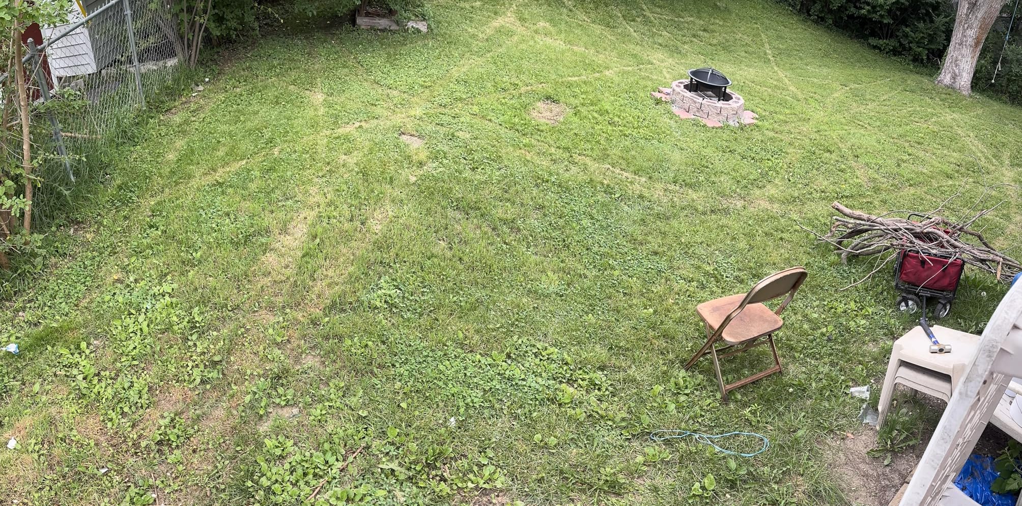 LawnMaster OcuMow Perimeter Wire Free Robot Lawn Mower Cuts Small Lawns 1000-2000 Square Feet with Optical Navigation, Obstacle Avoidance, Low Noise and No Go Function customer photo 2