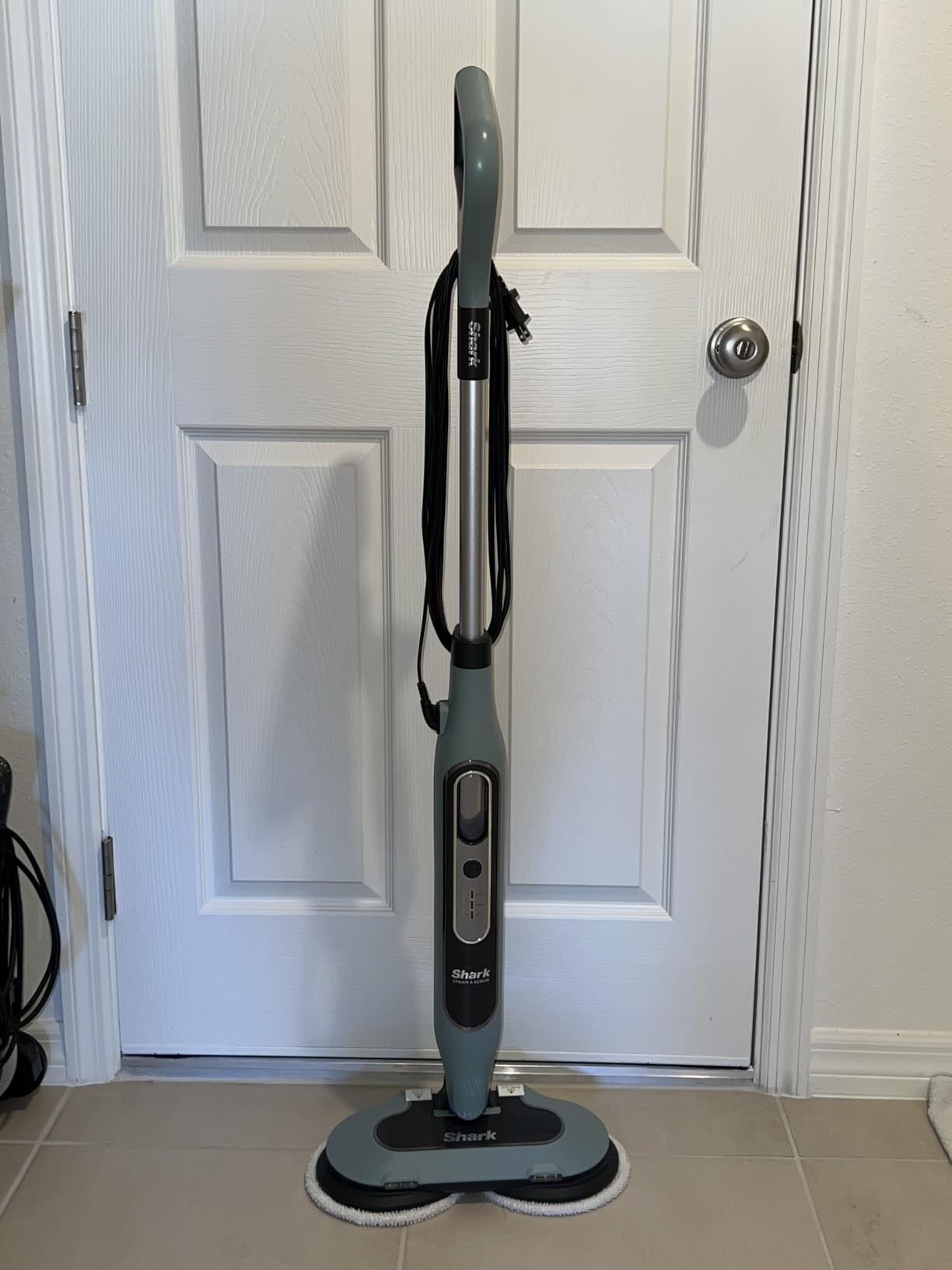 Shark Steam & Scrub Steam Mop, All-in-One Scrubbing and Sanitizing Hard Floor Cleaner, LED Headlights, 4 Dirt Grip Soft Scrub Pads Included, XL Water Tank, Swivel Steering, Hawaiian Grey, S8001 customer photo 2
