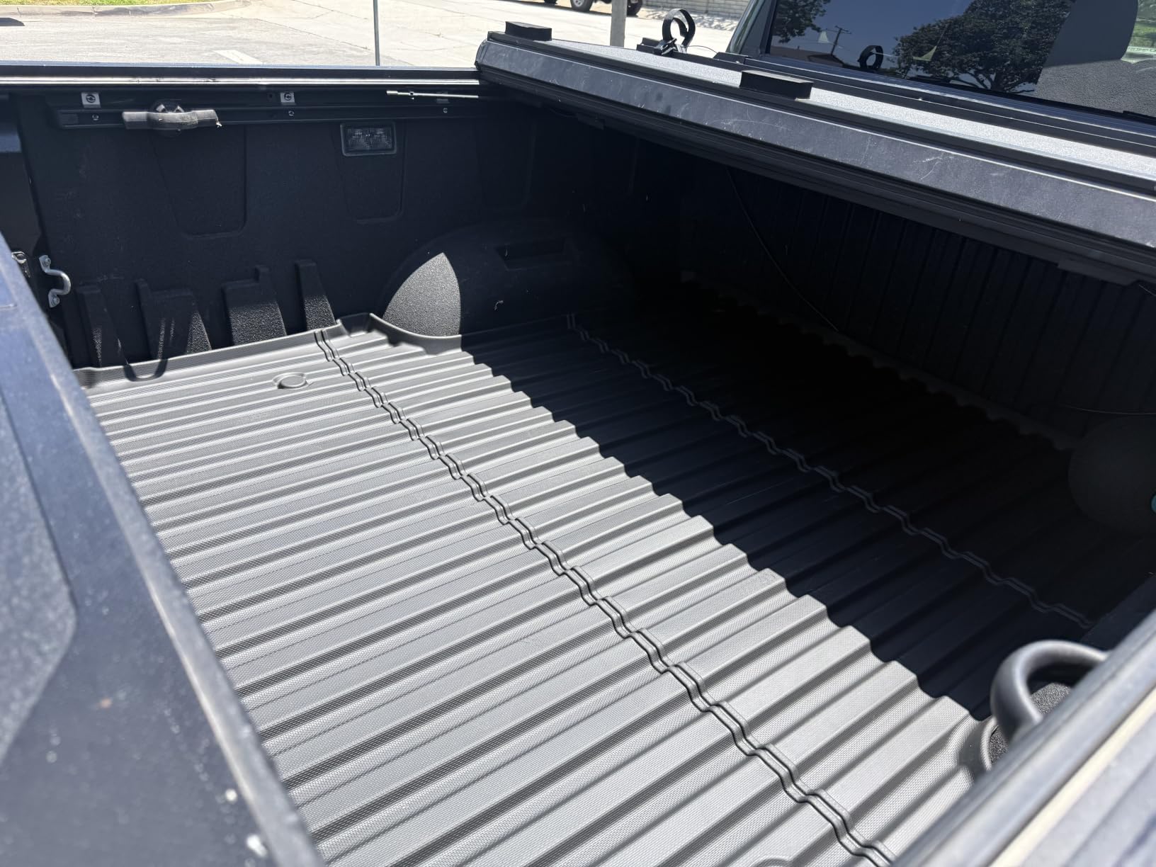 LASFIT Truck Bed Mat for Chevrolet Silverado/GMC Sierra 1500 2019-2026 customer photo 2