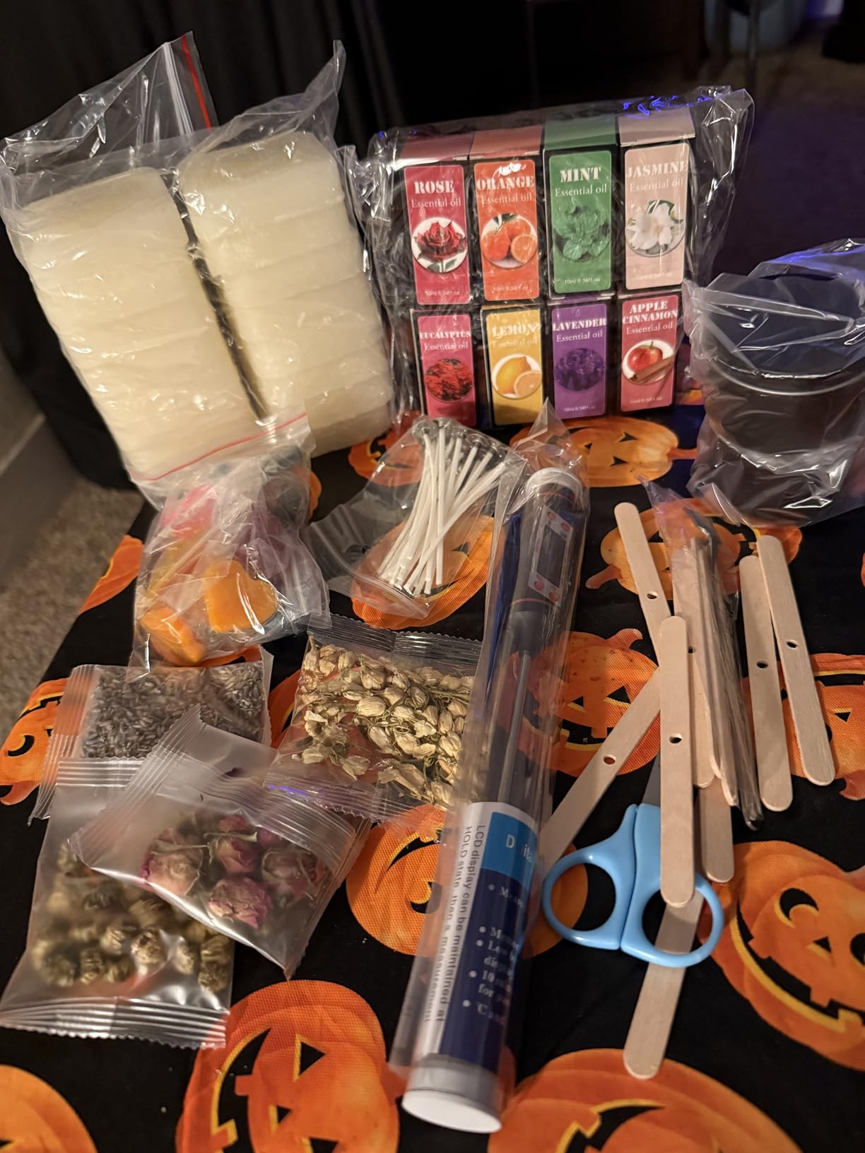 Complete Candle Making Kit With Wax Melter, Candle Making Supplies, DIY Arts&Crafts Kits Gift For Adults, Beginners, Including Bees Wax, 500w Electric Stove, Wicks, Rich Scents, Wick Clips, Pouring Pot Etc. customer photo 1
