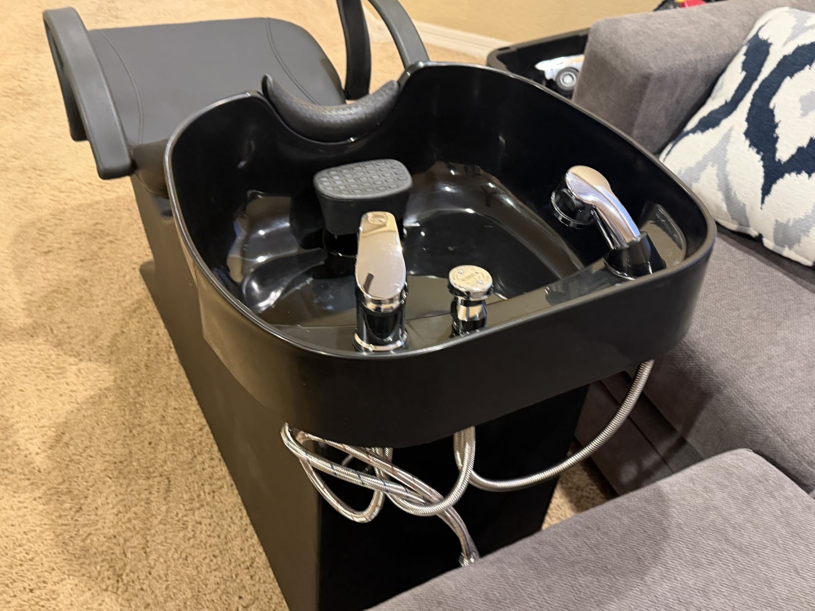 Shampoo Bowl and Chair Set, Backwash Shampoo Chair | 7.87'' Deep ABS Basin | Neck Rest | PU Leather | 450lbs Capacity | Side Storage | Ideal for Barbershop Spa Home Studio customer photo 2