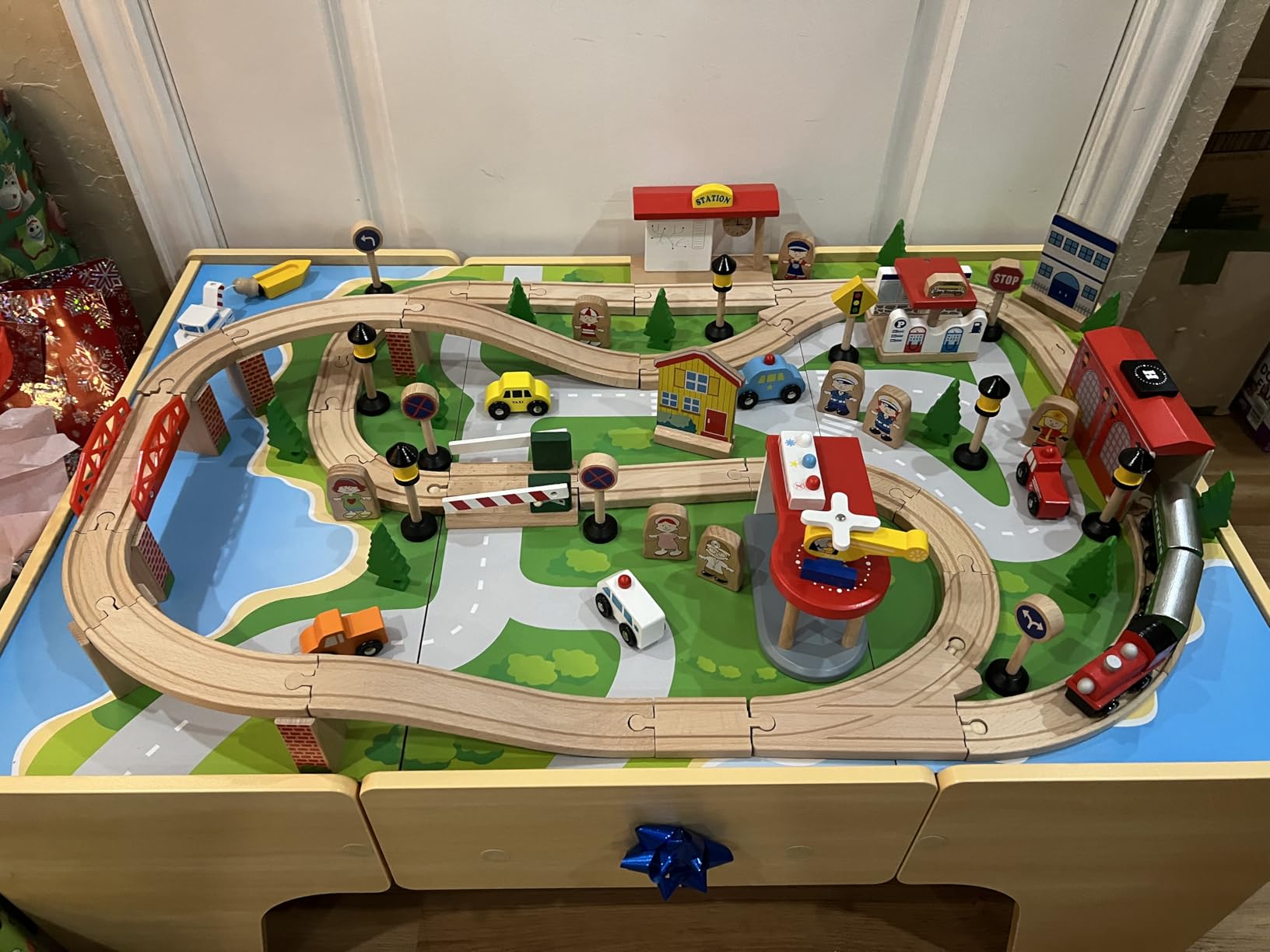 INFANS Train Table, 84 Pieces Wooden Kids Activity Toy Table Playset with Storage Drawer Reversible Detachable Tabletop, Tracks, Train, Railway, City, Gift for Toddler Boys Girls Ages 3+ customer photo 1