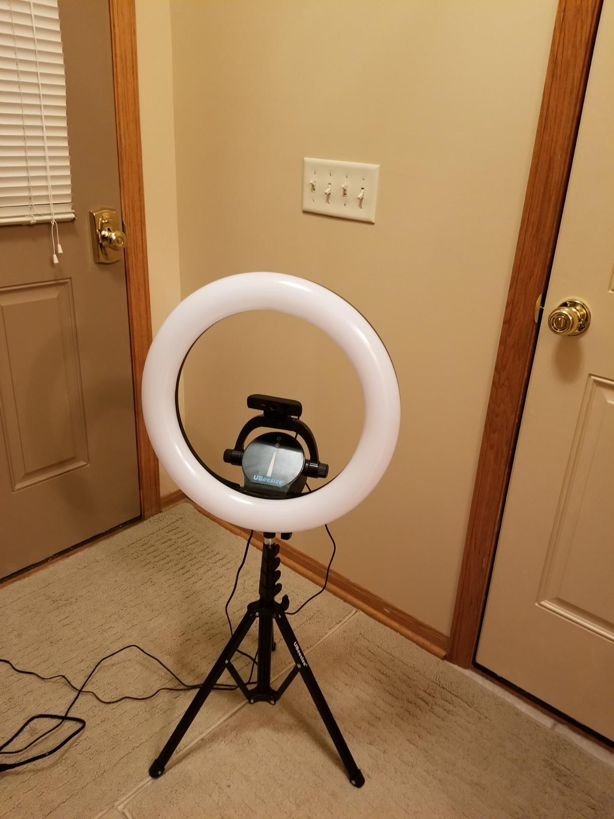 UBeesize Professional Ring Light with Stand, Phone Holder & Remote - 6500K Full-Screen LED Lighting for Makeup, Photography, Studio, Barber, and Live Streaming customer photo 1
