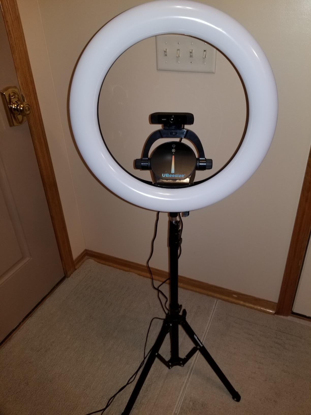UBeesize Professional Ring Light with Stand, Phone Holder & Remote - 6500K Full-Screen LED Lighting for Makeup, Photography, Studio, Barber, and Live Streaming customer photo 2