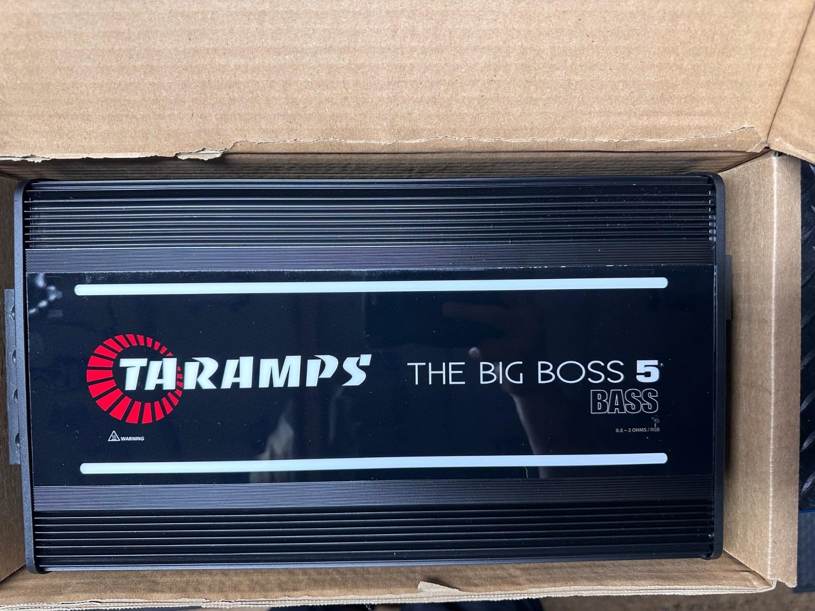Taramps The Big Boss 5 Bass Black Monoblock RGB Effects 0.5~2 Ohms 5000 Watts Rms Multi-Impedance Digital Amplifier Car Audio System, LED Monitor Indicator, Class D, Crossover, 5k amp, Great for Subs customer photo 2