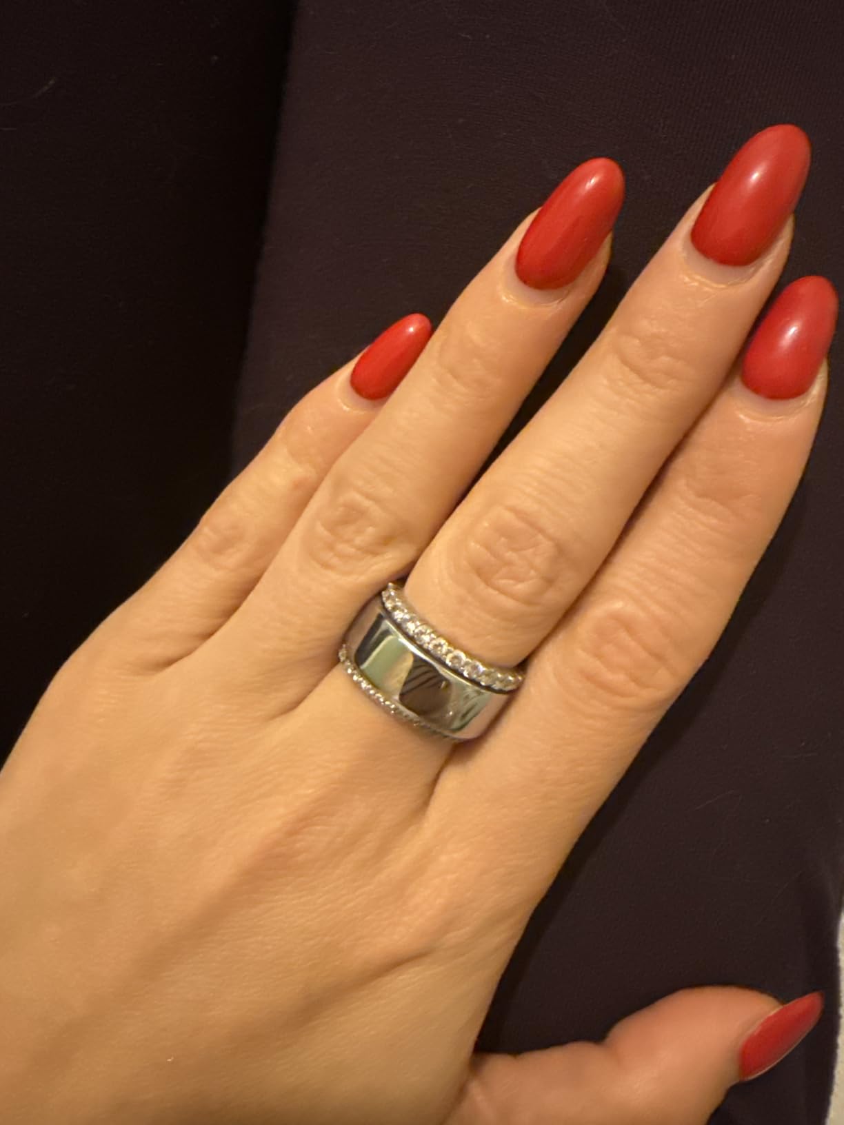 Oura Ring 4 - Silver - Size 10 - Sleep, Activity, Women's Health, AI Advisor, Up to 8 Days of Battery Life, Size Before You Buy, Android & iOS Compatible customer photo 1