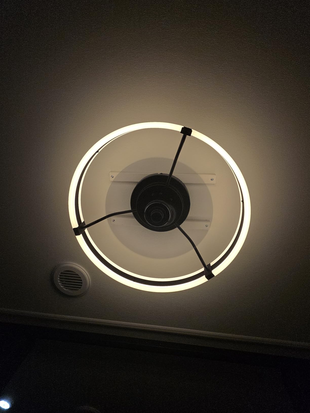 ZMISHIBO Ceiling Fans with Lights and Remote, 19.7'' Low Profile Ceiling Fan, 3000-6000K Dimmable Modern Flush Mount LED Fan Light, 6 Wind Speeds, Black Fandelier Ceiling Fans for Bedroom customer photo 2