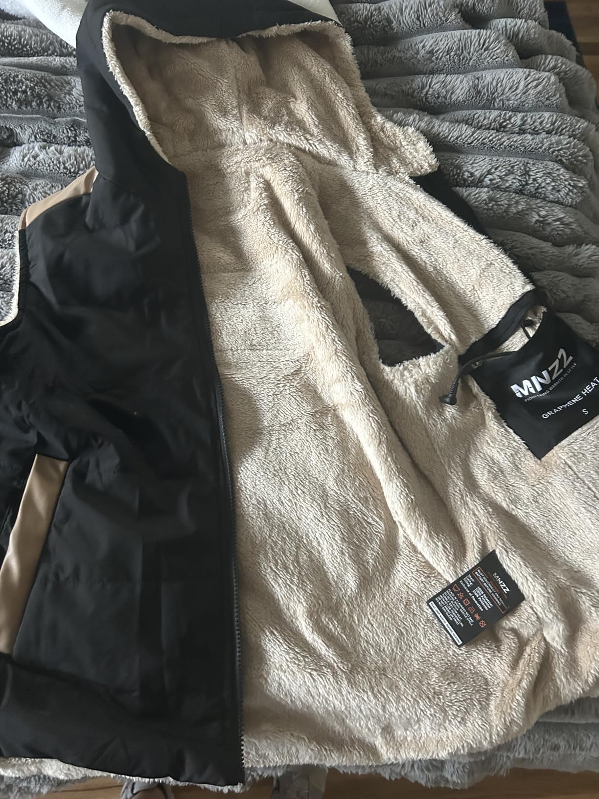 MNZZ Graphene Heated Vest for Women 7.4V Fast Charge Large Capacity Battery customer photo 2