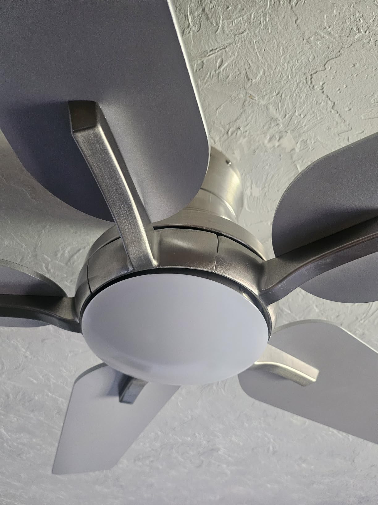 POCHFAN 42 Inch Ceiling Fans with Lights and Remote, Brushed Nickel Flush Mount Low Profile Ceiling Fan for Bedroom, Living Room, Patio, Dimmable 6 Speeds Noiseless Reversible, ETL Listed customer photo 1